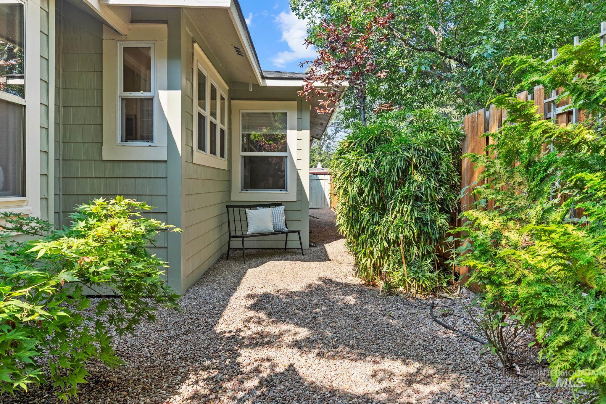 1615 N 25th Street, Boise, Idaho 83702, 2 Bedrooms, 2 Bathrooms, Residential For Sale, Price $899,900, 98996365