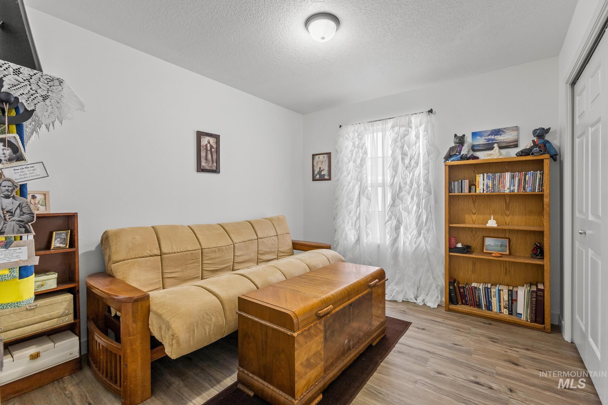 1100 Burnett Dr, Nampa, Idaho 83651, 2 Bedrooms, 2 Bathrooms, Residential For Sale, Price $280,000, 98996371