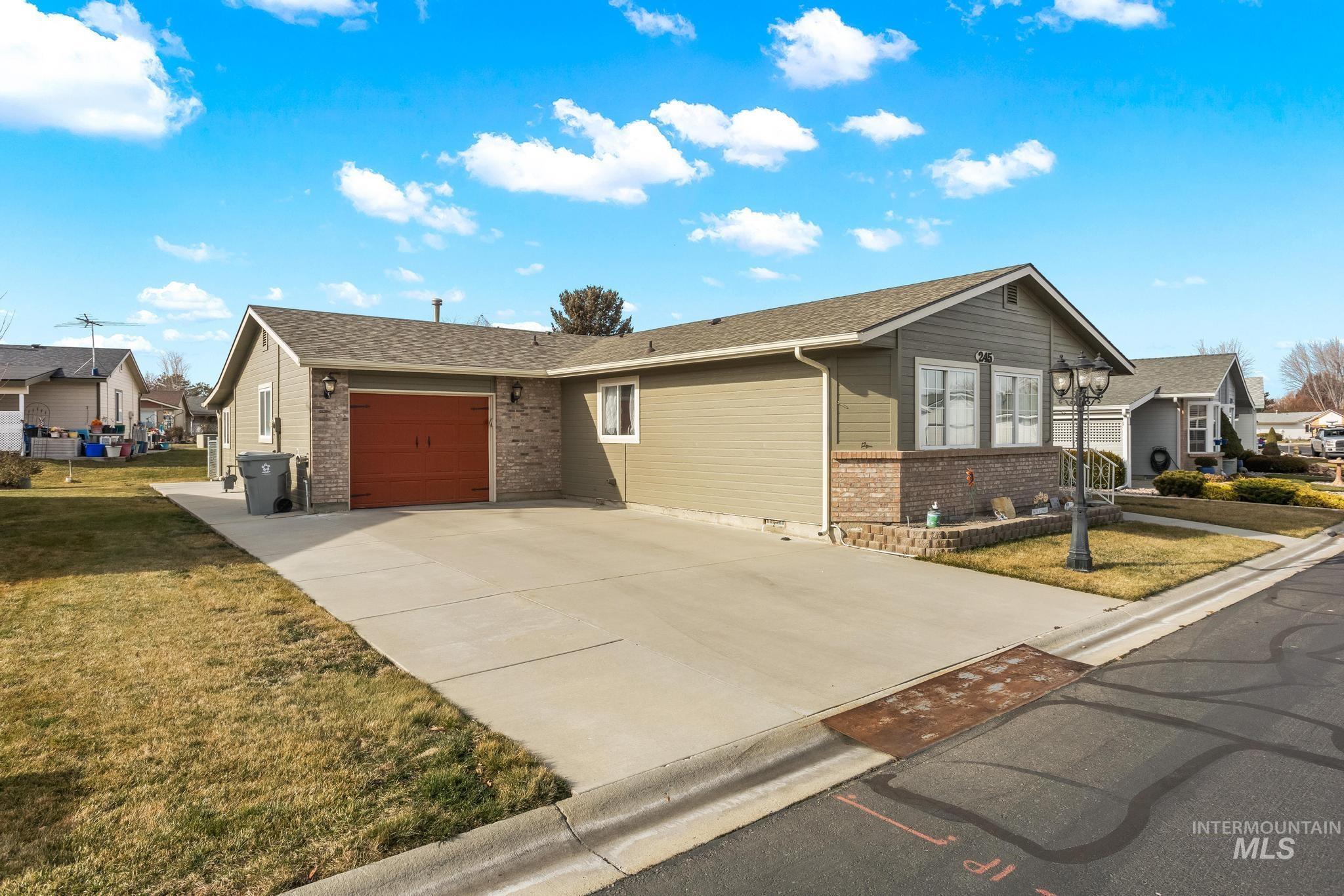 1100 Burnett Dr, Nampa, Idaho 83651, 2 Bedrooms, 2 Bathrooms, Residential For Sale, Price $280,000, 98996371
