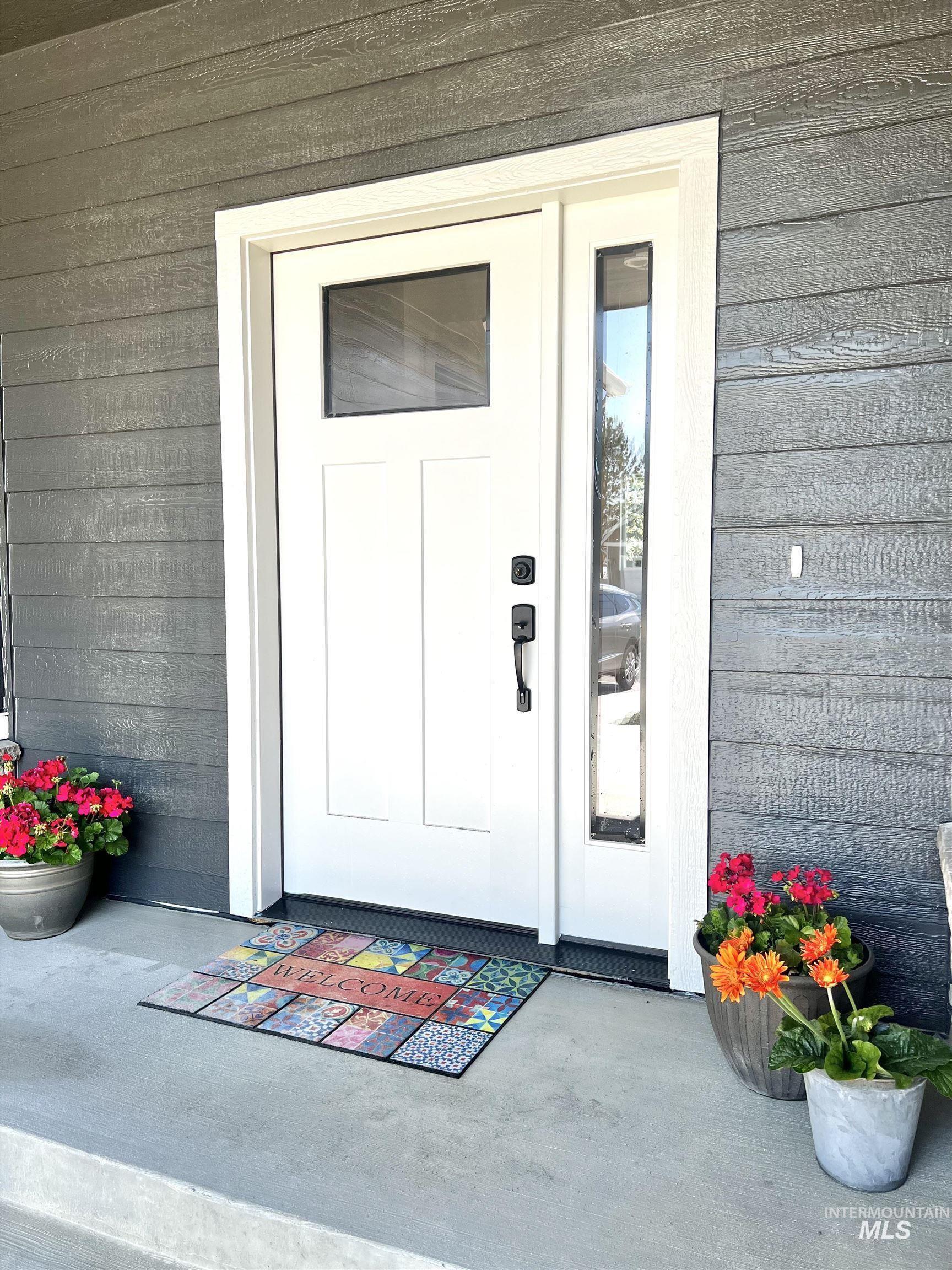 516 Maple Crt, Genesee, Idaho 83832, 3 Bedrooms, 2 Bathrooms, Residential For Sale, Price $497,500,MLS 98996373