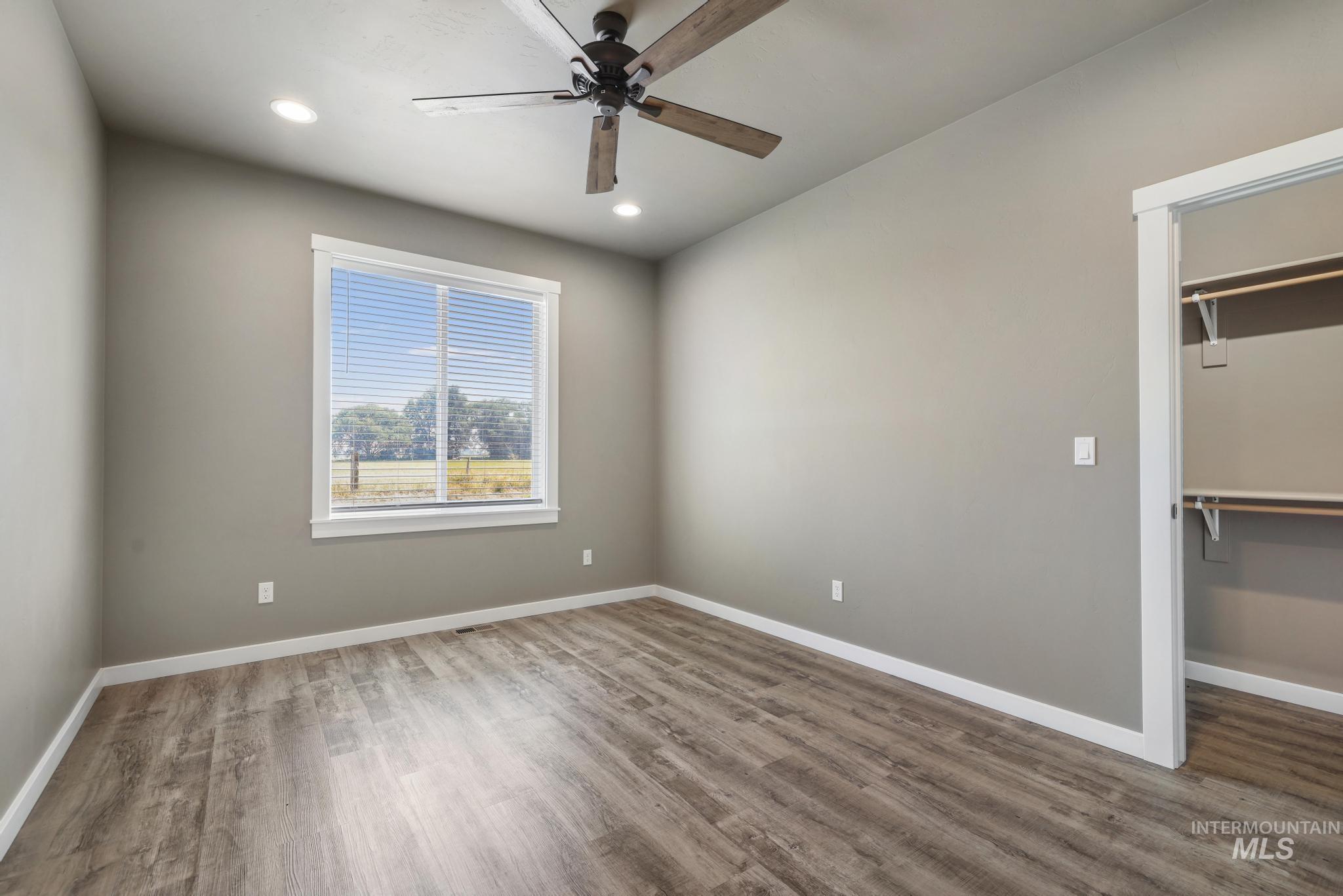 1510 Mountain View Drive, Gooding, Idaho 83330, 3 Bedrooms, 2 Bathrooms, Residential For Sale, Price $465,000,MLS 98996374