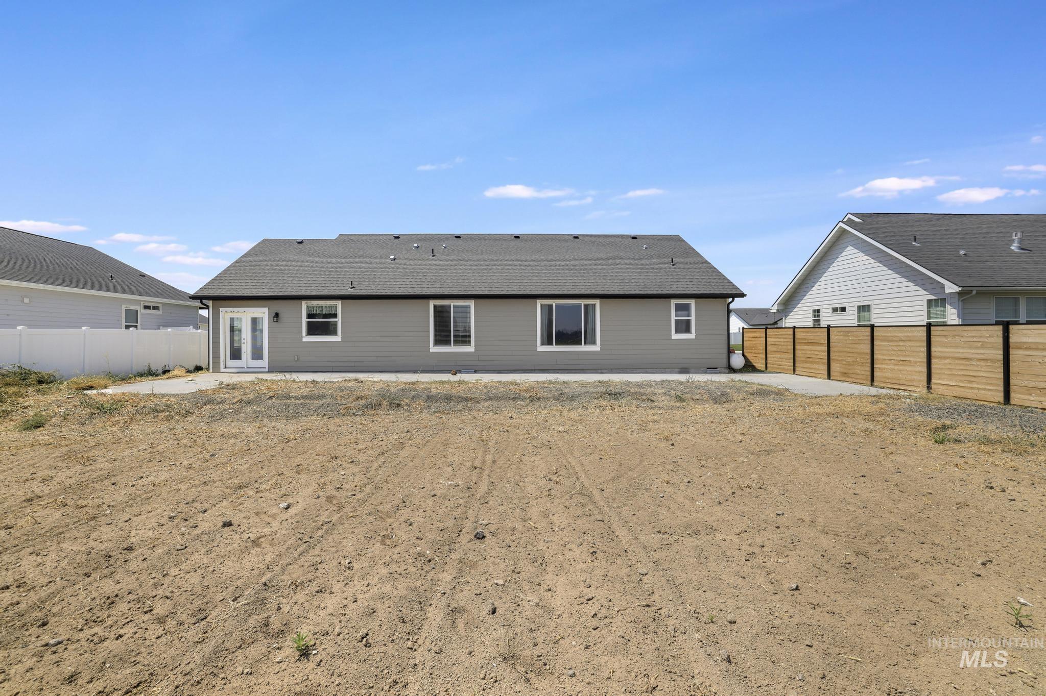1510 Mountain View Drive, Gooding, Idaho 83330, 3 Bedrooms, 2 Bathrooms, Residential For Sale, Price $465,000,MLS 98996374