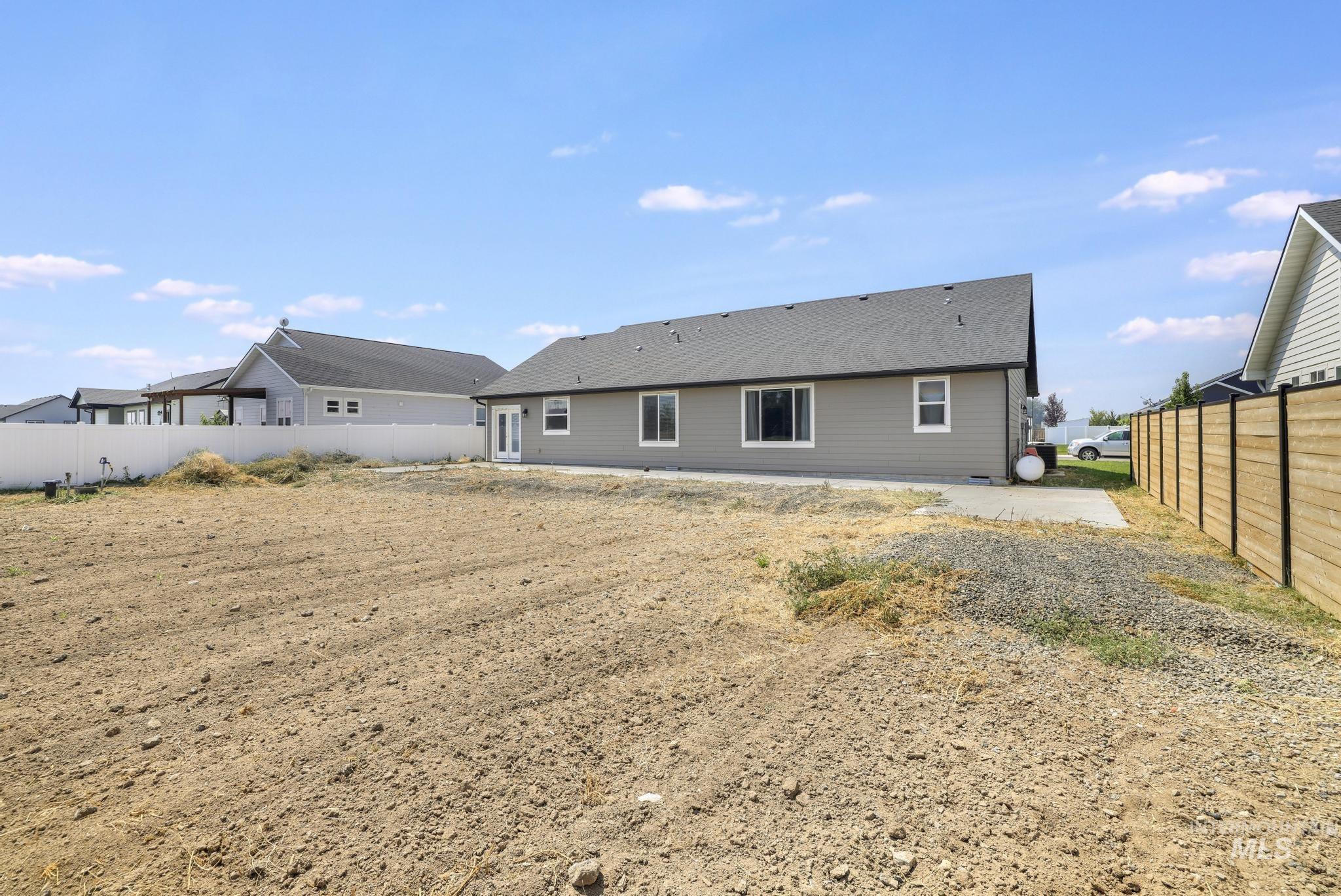 1510 Mountain View Drive, Gooding, Idaho 83330, 3 Bedrooms, 2 Bathrooms, Residential For Sale, Price $465,000,MLS 98996374