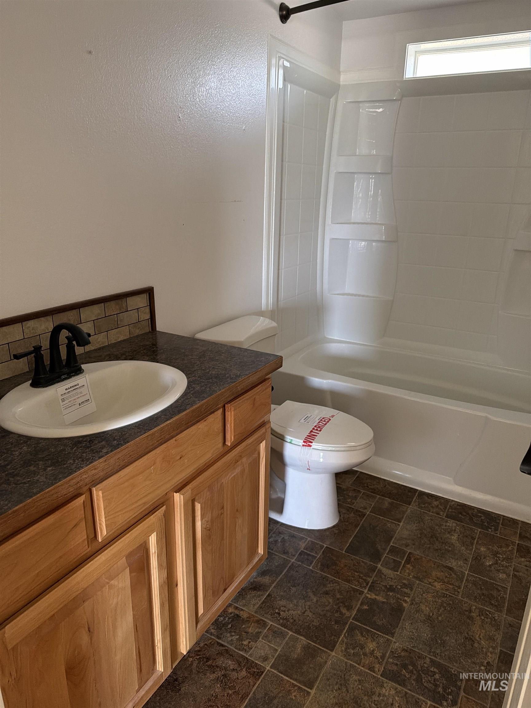 4228 Happy Valley Rd, Nampa, Idaho 83686, 3 Bedrooms, 2 Bathrooms, Residential For Sale, Price $390,000,MLS 98996375