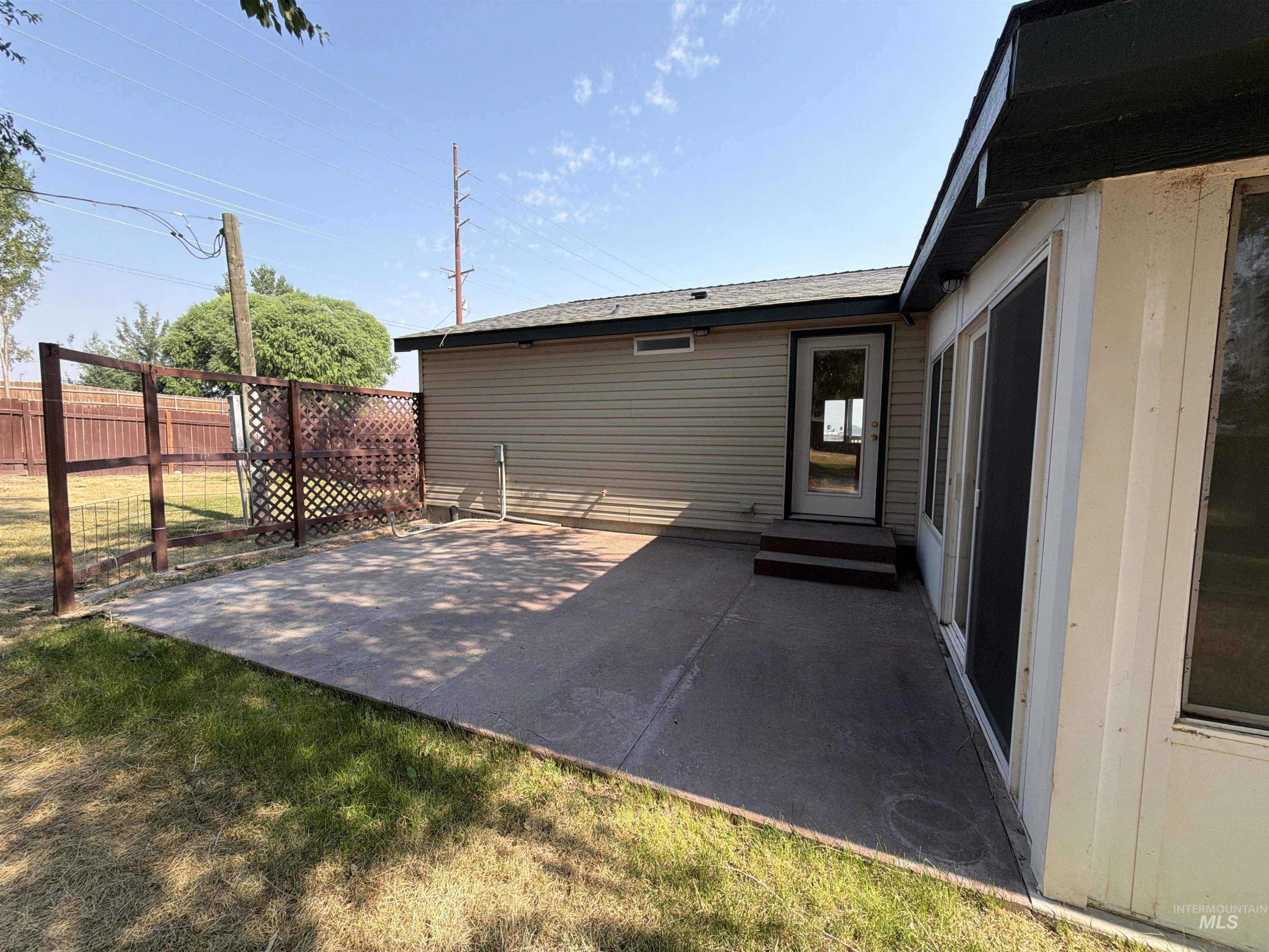 4228 Happy Valley Rd, Nampa, Idaho 83686, 3 Bedrooms, 2 Bathrooms, Residential For Sale, Price $390,000,MLS 98996375