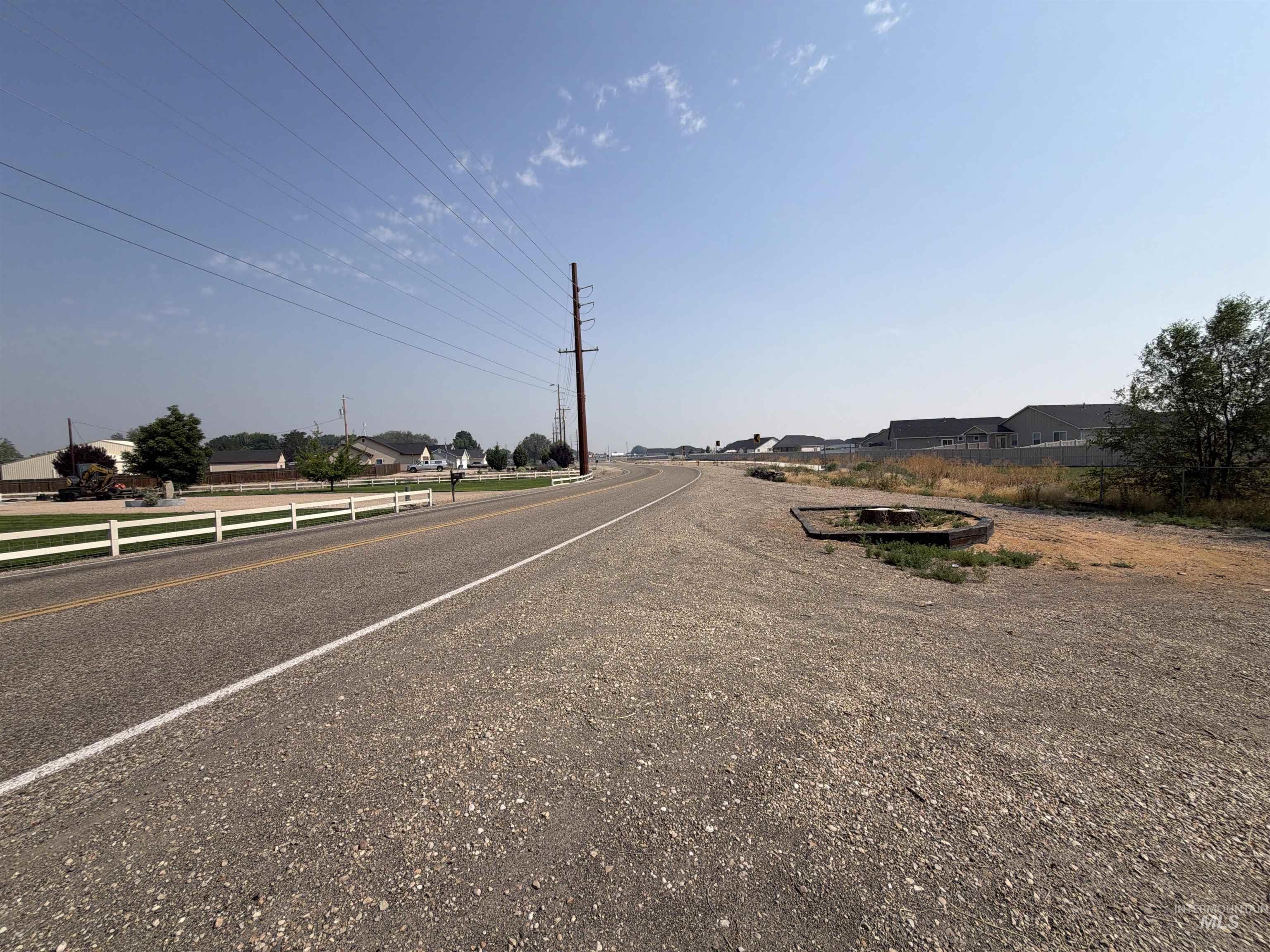 4228 Happy Valley Rd, Nampa, Idaho 83686, 3 Bedrooms, 2 Bathrooms, Residential For Sale, Price $390,000,MLS 98996375