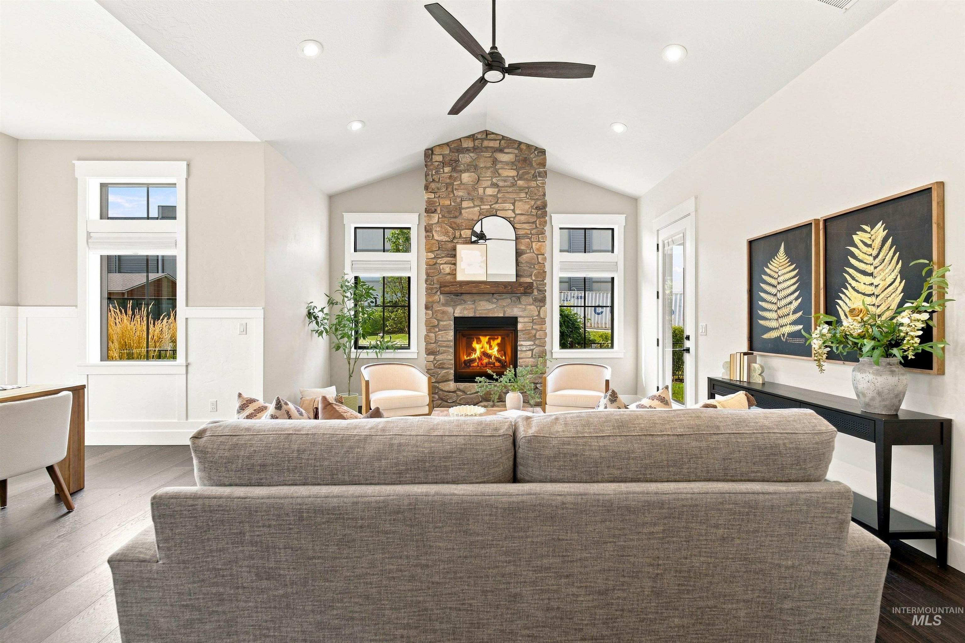 4275 W Bay Oak Lane, Meridian, Idaho 83646, 3 Bedrooms, 2.5 Bathrooms, Residential For Sale, Price $644,900,MLS 98996376