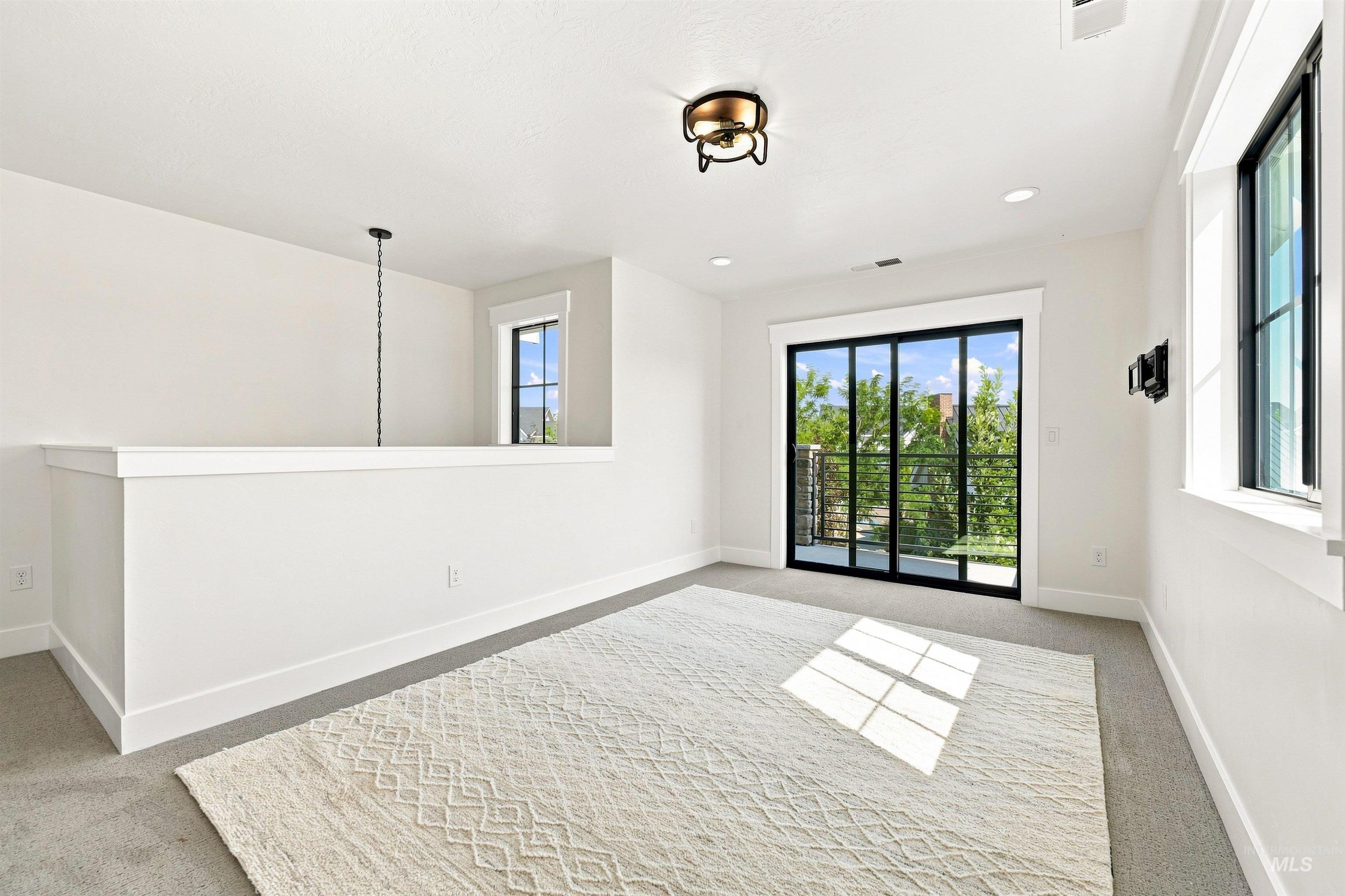 4275 W Bay Oak Lane, Meridian, Idaho 83646, 3 Bedrooms, 2.5 Bathrooms, Residential For Sale, Price $644,900,MLS 98996376