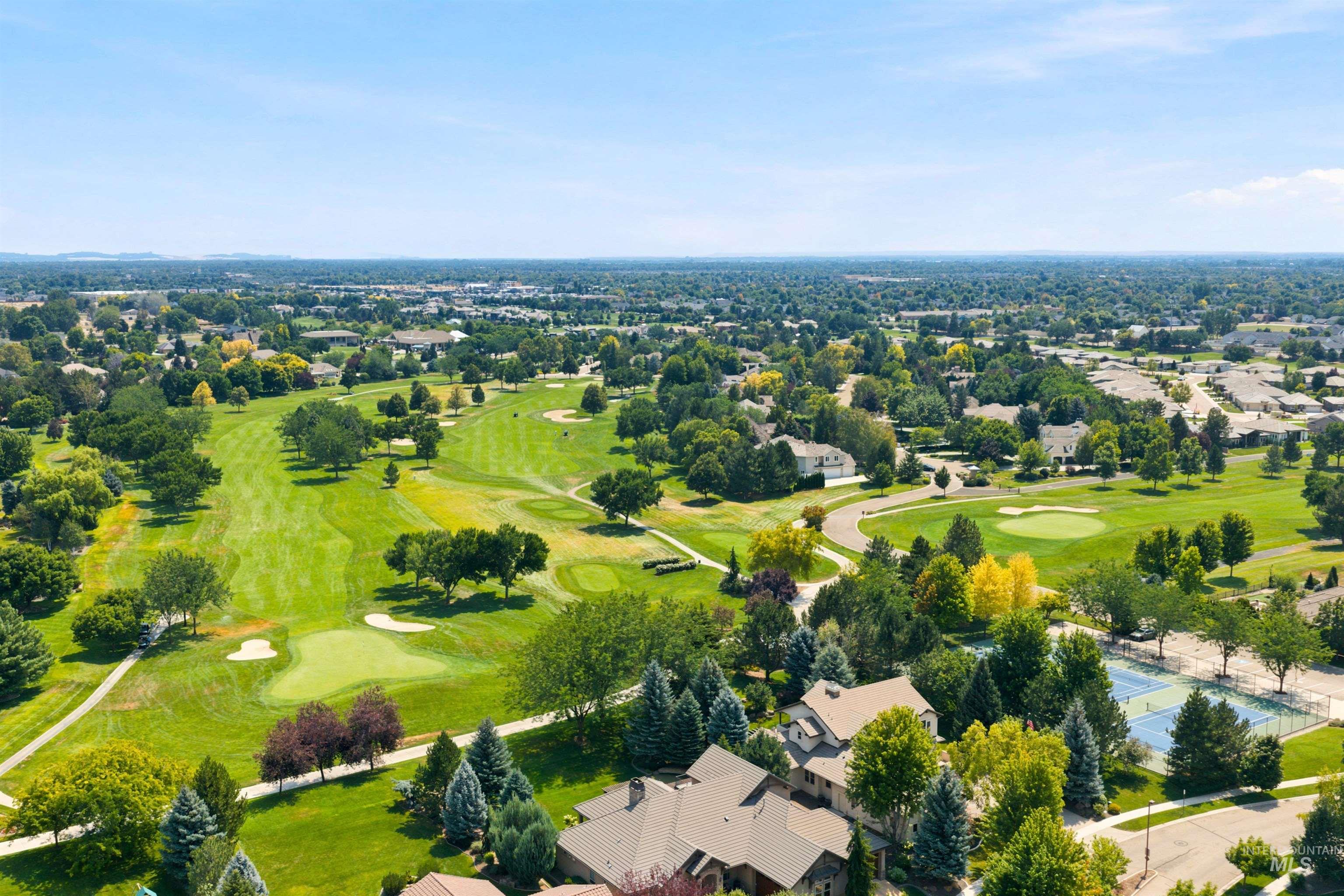 4275 W Bay Oak Lane, Meridian, Idaho 83646, 3 Bedrooms, 2.5 Bathrooms, Residential For Sale, Price $644,900,MLS 98996376