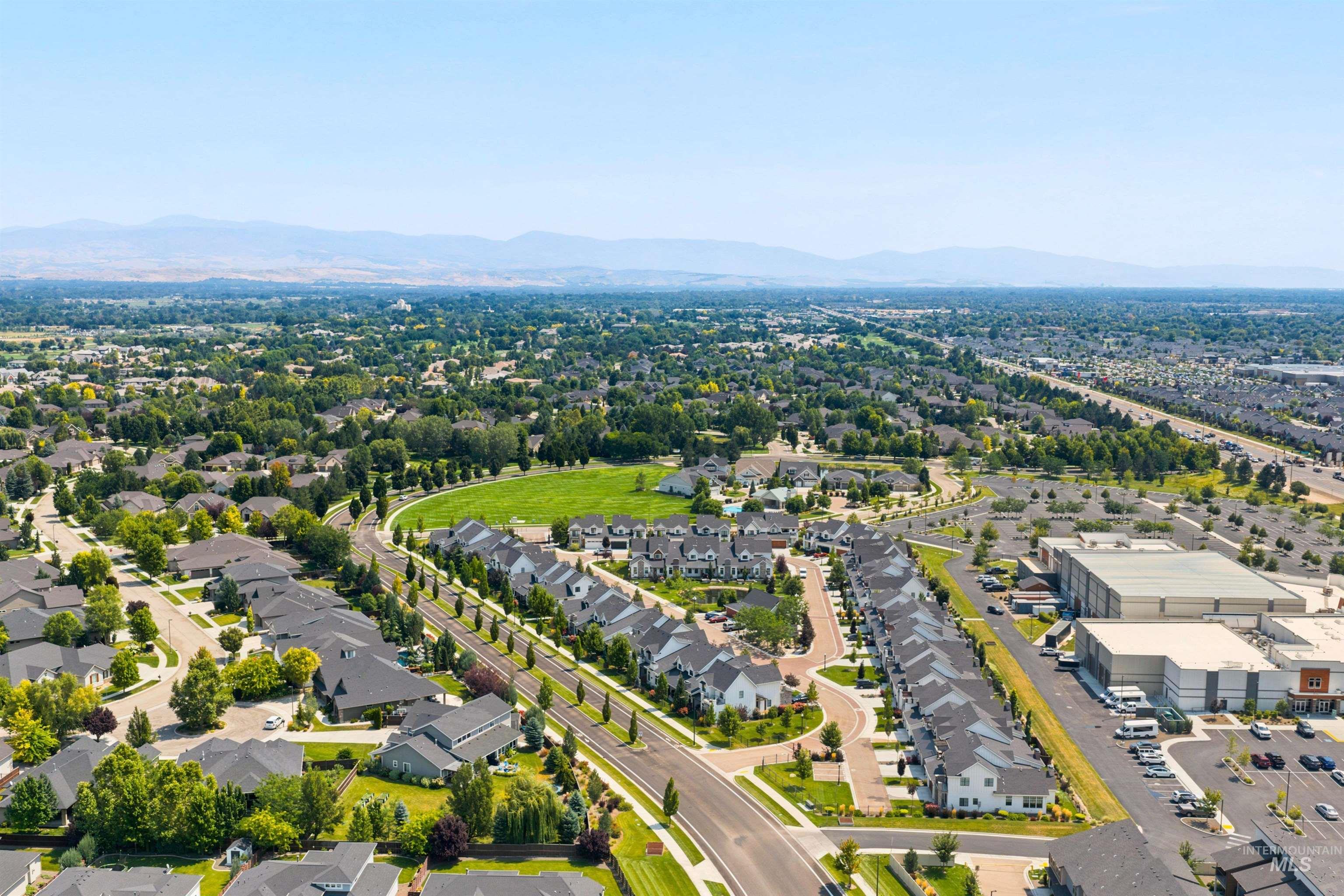 4275 W Bay Oak Lane, Meridian, Idaho 83646, 3 Bedrooms, 2.5 Bathrooms, Residential For Sale, Price $644,900,MLS 98996376