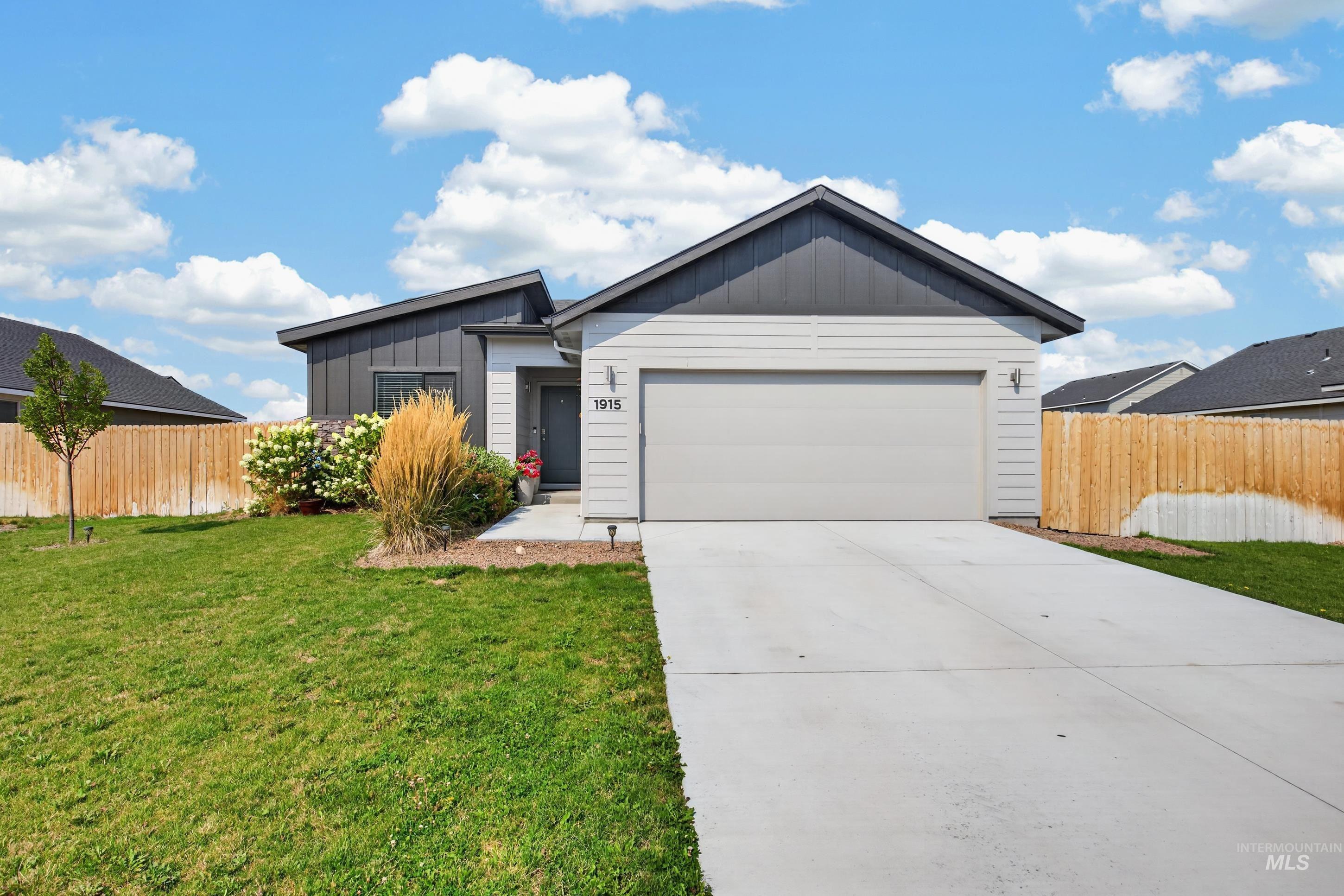 1915 SW Cooper Ave, Mountain Home, Idaho 83647, 3 Bedrooms, 2 Bathrooms, Residential For Sale, Price $360,000, 98996378