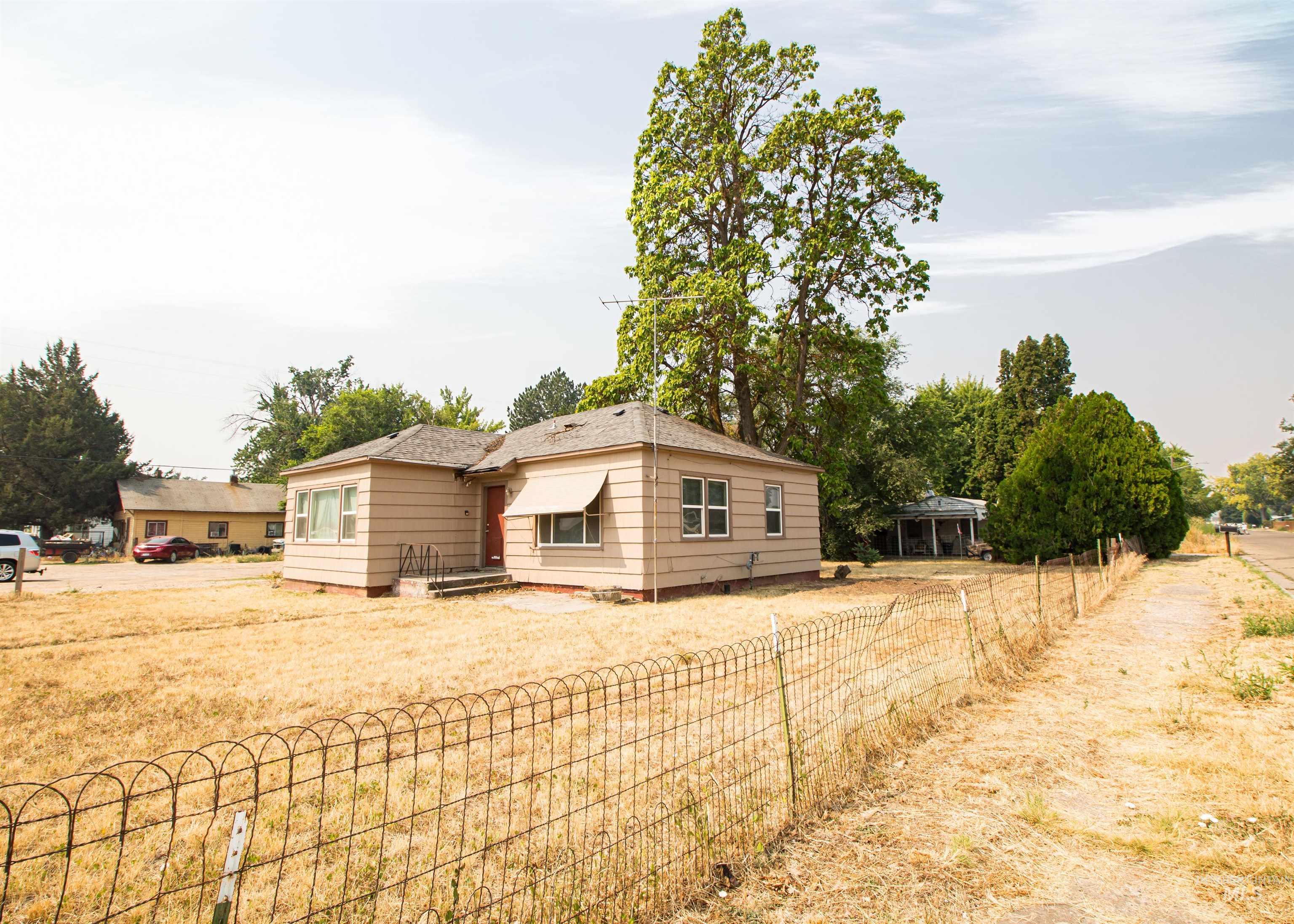 935 N Sixth, Payette, Idaho 83661, 2 Bedrooms, 1 Bathroom, Residential For Sale, Price $199,000, 98996381