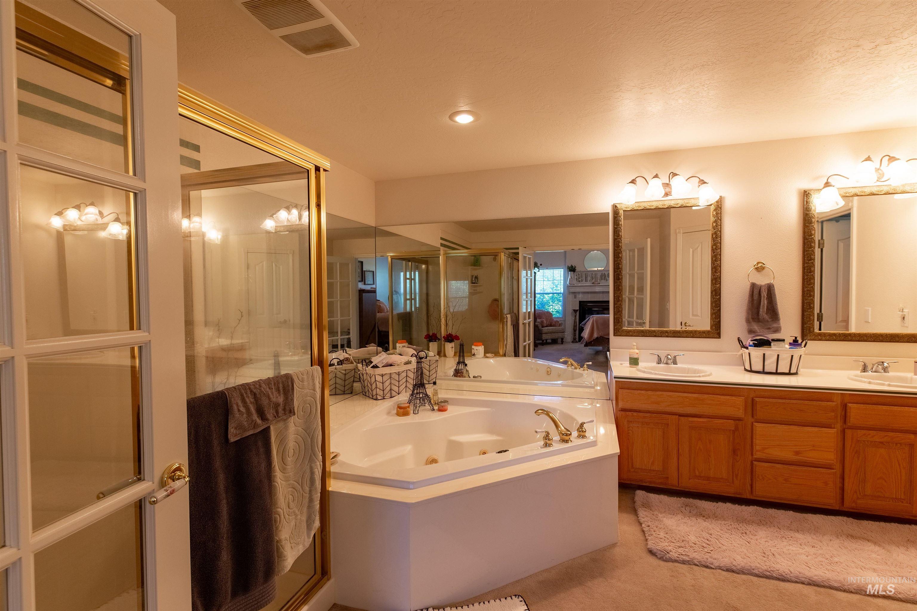 12128 W Kittredge Drive, Kuna, Idaho 83634, 4 Bedrooms, 3 Bathrooms, Residential For Sale, Price $889,900,MLS 98996385