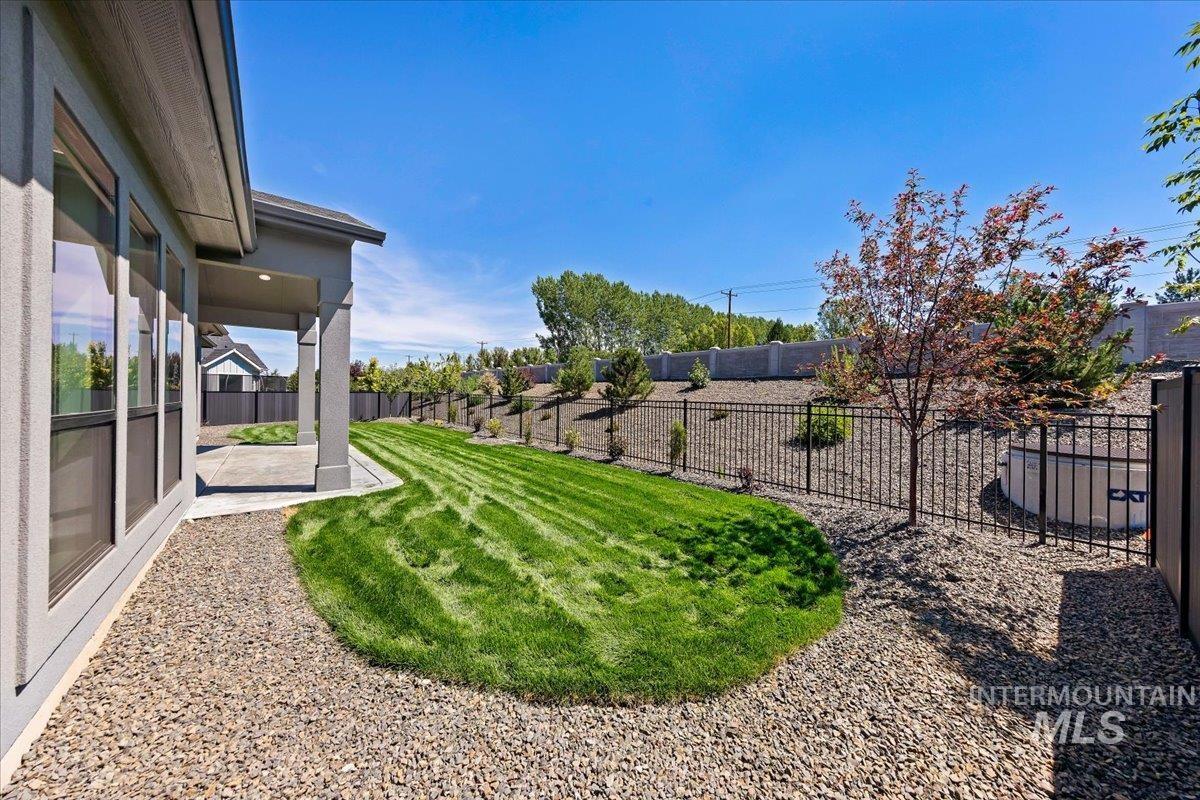 2368 N Annadale Pl, Eagle, Idaho 83616, 4 Bedrooms, 2.5 Bathrooms, Residential For Sale, Price $1,174,900,MLS 98996387