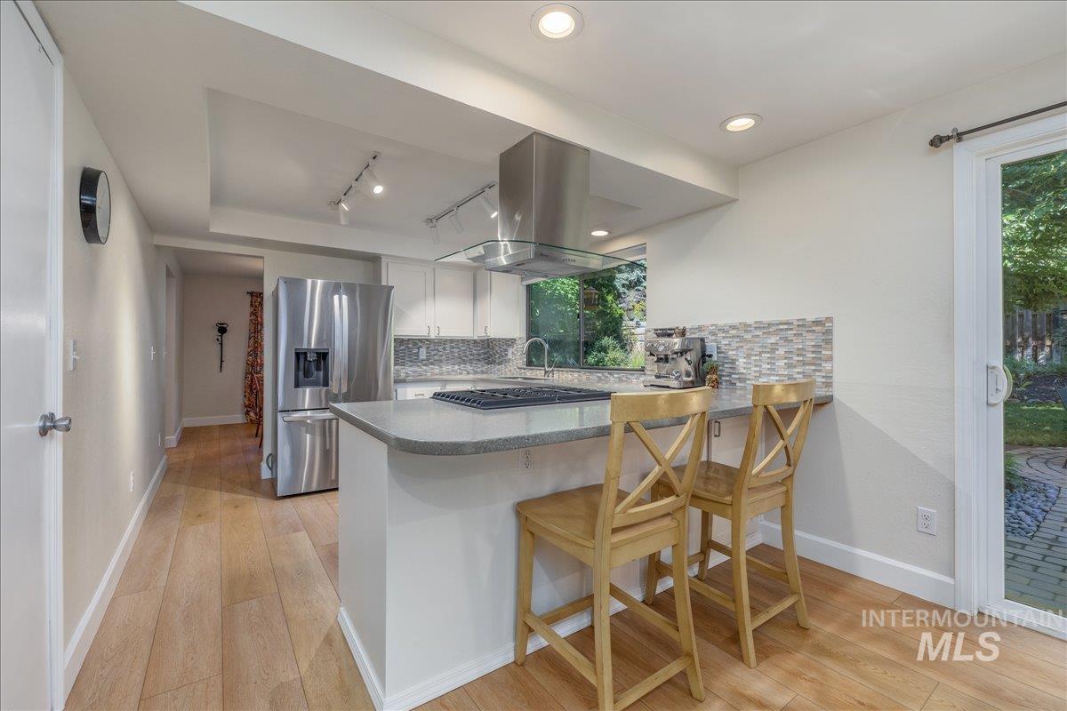 1740 E Ridgecrest Dr, Boise, Idaho 83712, 4 Bedrooms, 2.5 Bathrooms, Residential For Sale, Price $789,900,MLS 98996391