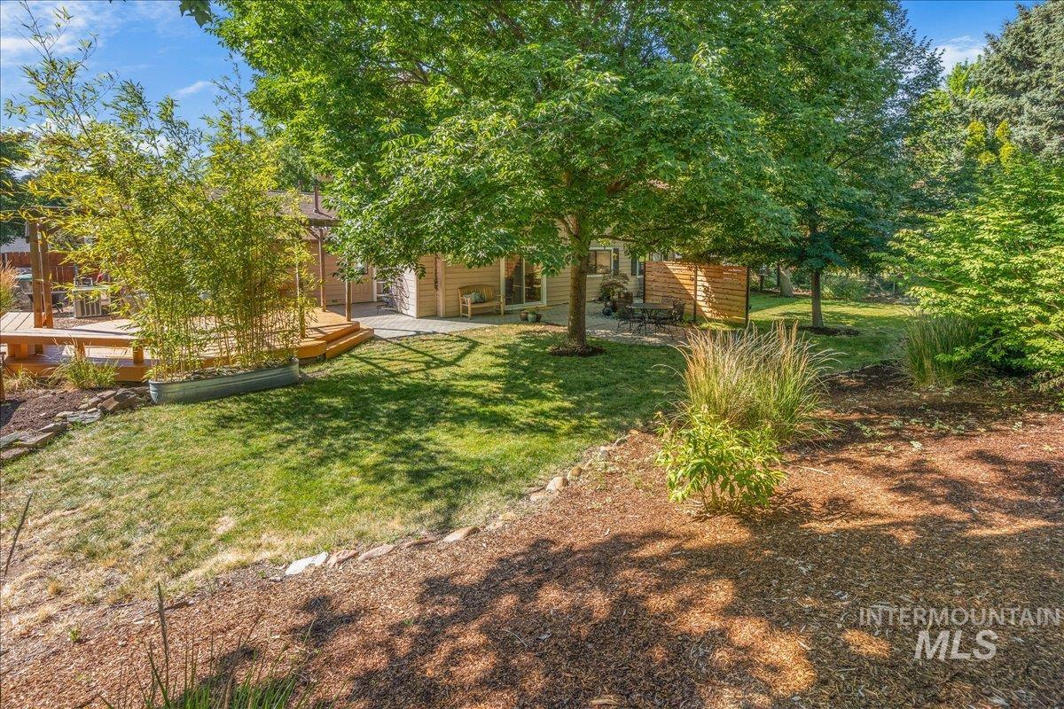 1740 E Ridgecrest Dr, Boise, Idaho 83712, 4 Bedrooms, 2.5 Bathrooms, Residential For Sale, Price $789,900,MLS 98996391