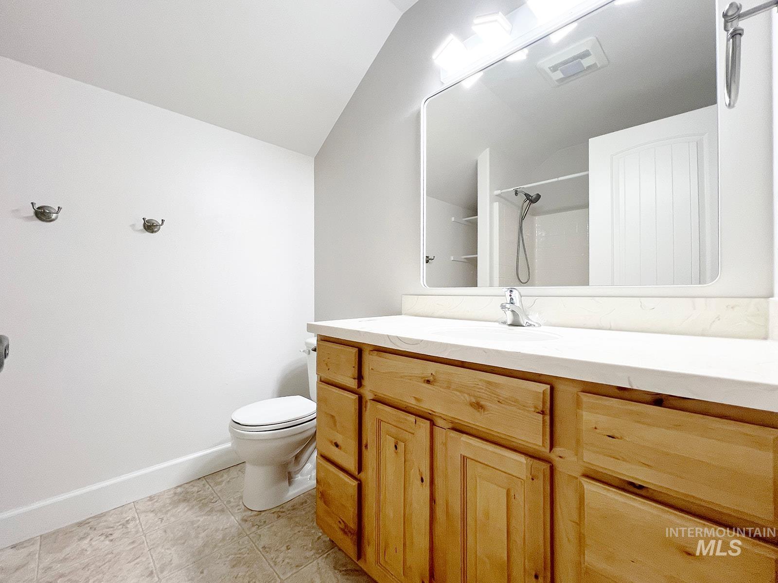 2569 Joshua Way, Twin Falls, Idaho 83301, 4 Bedrooms, 3 Bathrooms, Residential For Sale, Price $550,000,MLS 98996396