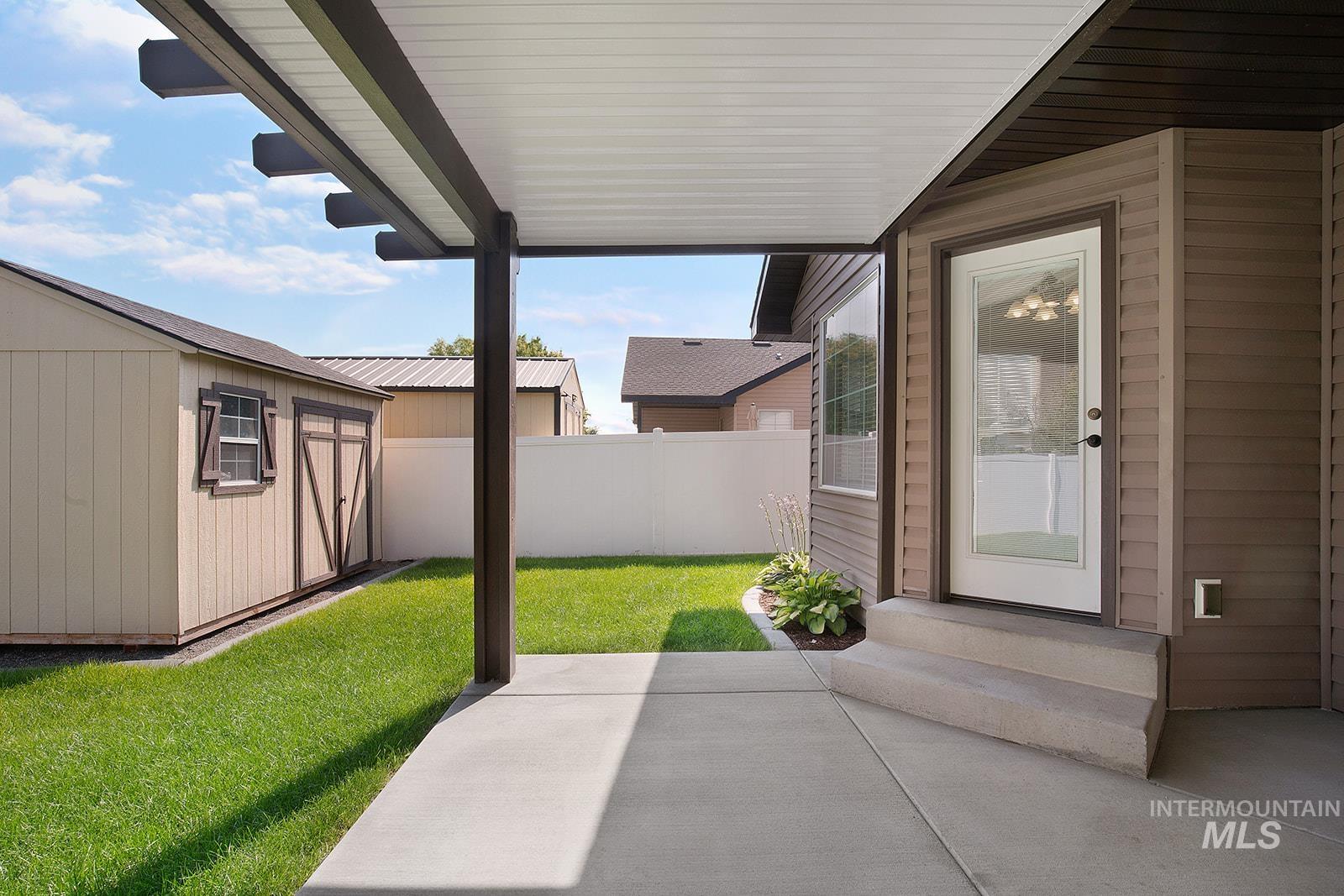 2569 Joshua Way, Twin Falls, Idaho 83301, 4 Bedrooms, 3 Bathrooms, Residential For Sale, Price $550,000,MLS 98996396