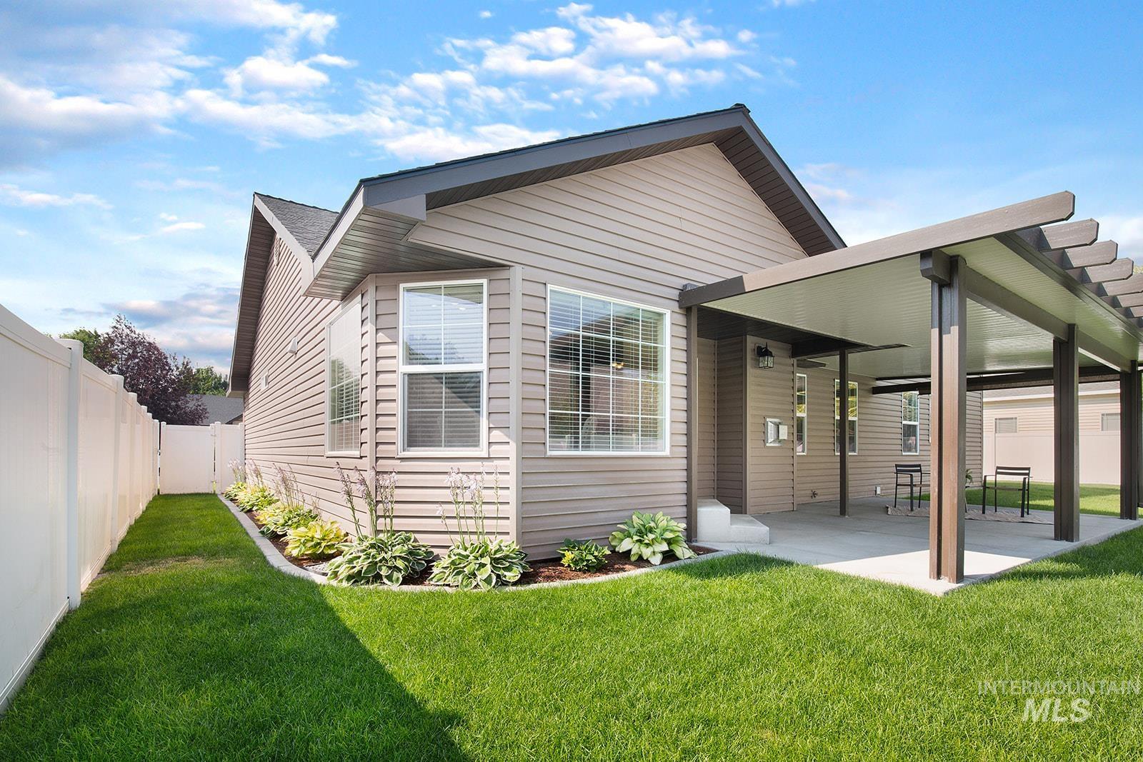 2569 Joshua Way, Twin Falls, Idaho 83301, 4 Bedrooms, 3 Bathrooms, Residential For Sale, Price $550,000,MLS 98996396