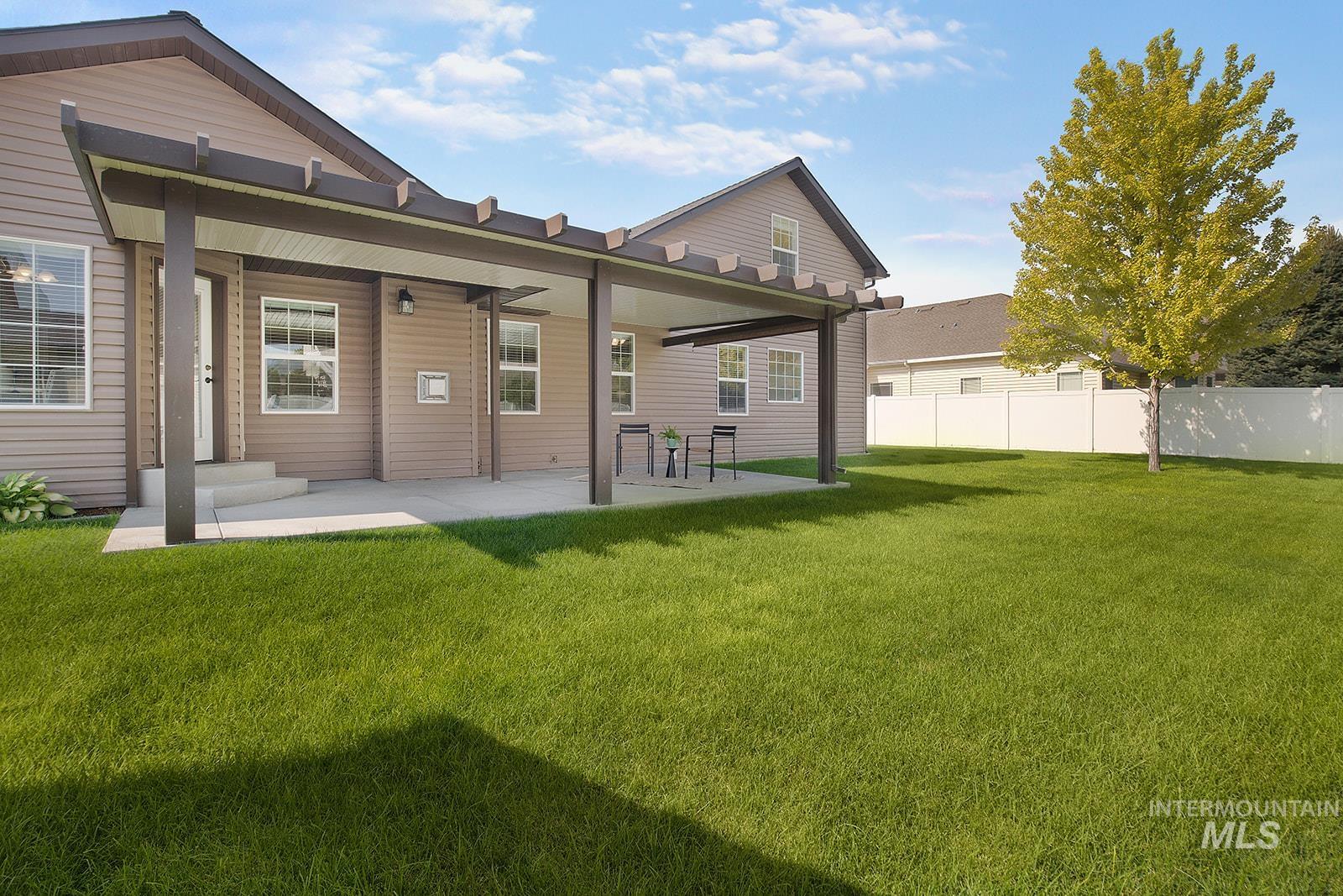 2569 Joshua Way, Twin Falls, Idaho 83301, 4 Bedrooms, 3 Bathrooms, Residential For Sale, Price $550,000,MLS 98996396