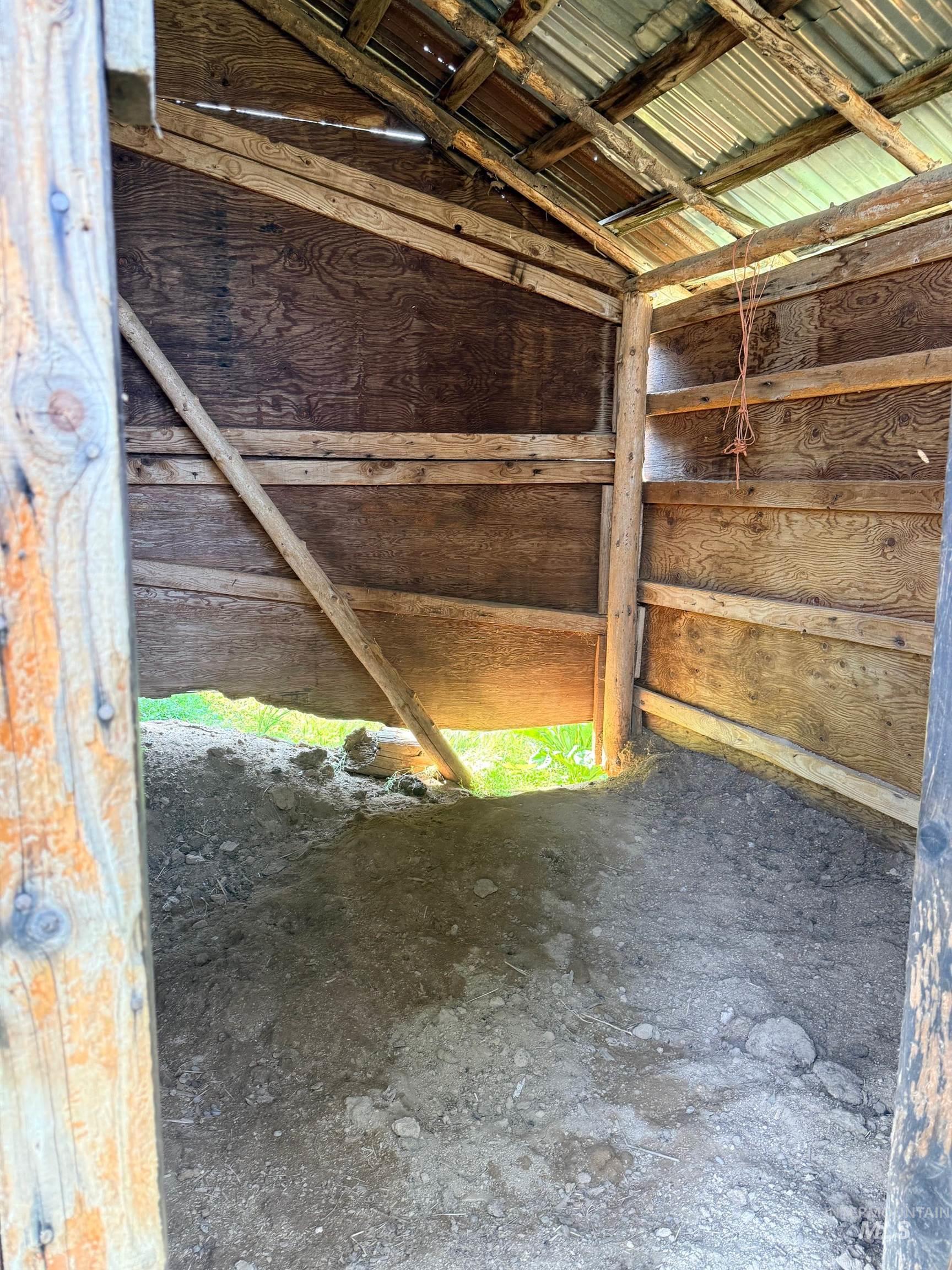126 Aitken Rd, Weippe, Idaho 83553, 4 Bedrooms, 1 Bathroom, Residential For Sale, Price $310,000, 98996398