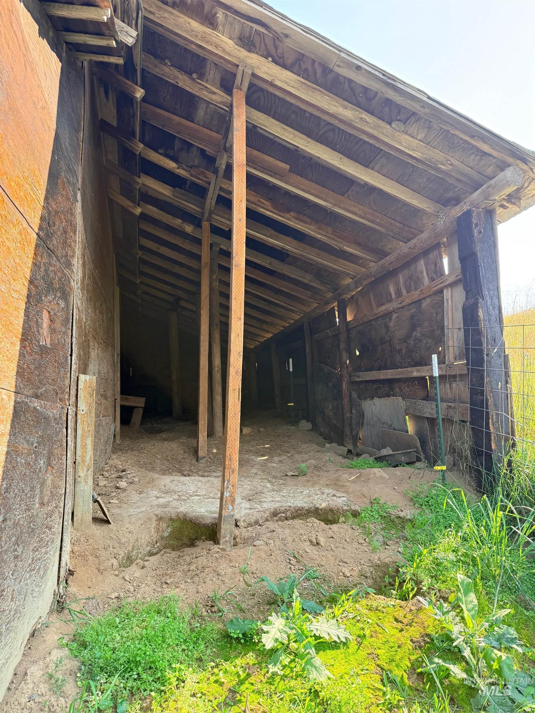 126 Aitken Rd, Weippe, Idaho 83553, 4 Bedrooms, 1 Bathroom, Residential For Sale, Price $310,000, 98996398