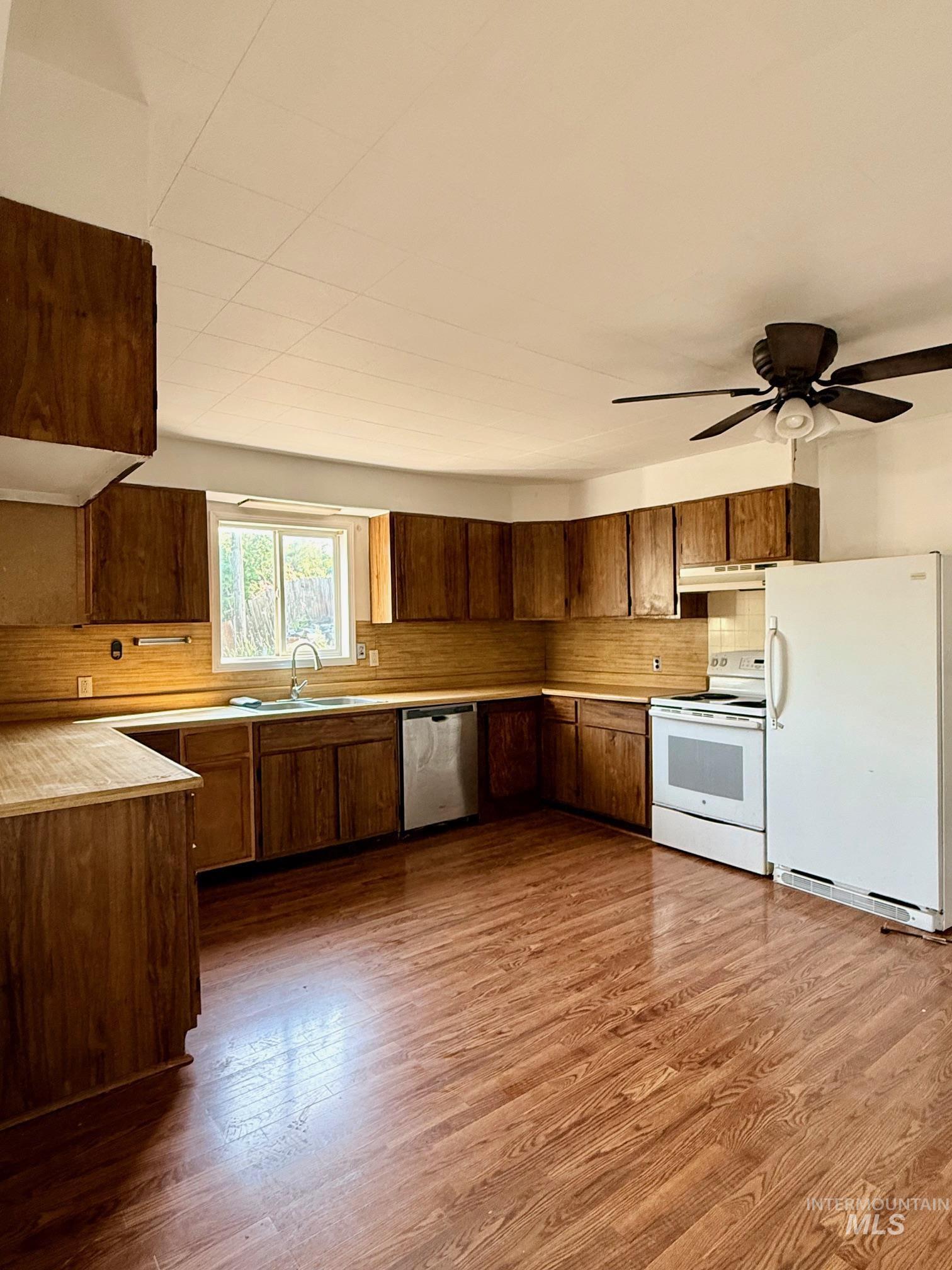 126 Aitken Rd, Weippe, Idaho 83553, 4 Bedrooms, 1 Bathroom, Residential For Sale, Price $310,000, 98996398