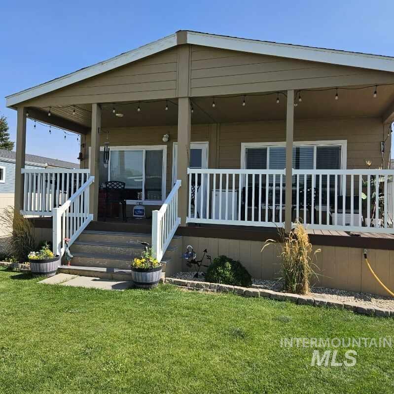 2364 Blue Sage Lane, Boise, Idaho 83716, 3 Bedrooms, 2 Bathrooms, Residential For Sale, Price $249,900, 98996401
