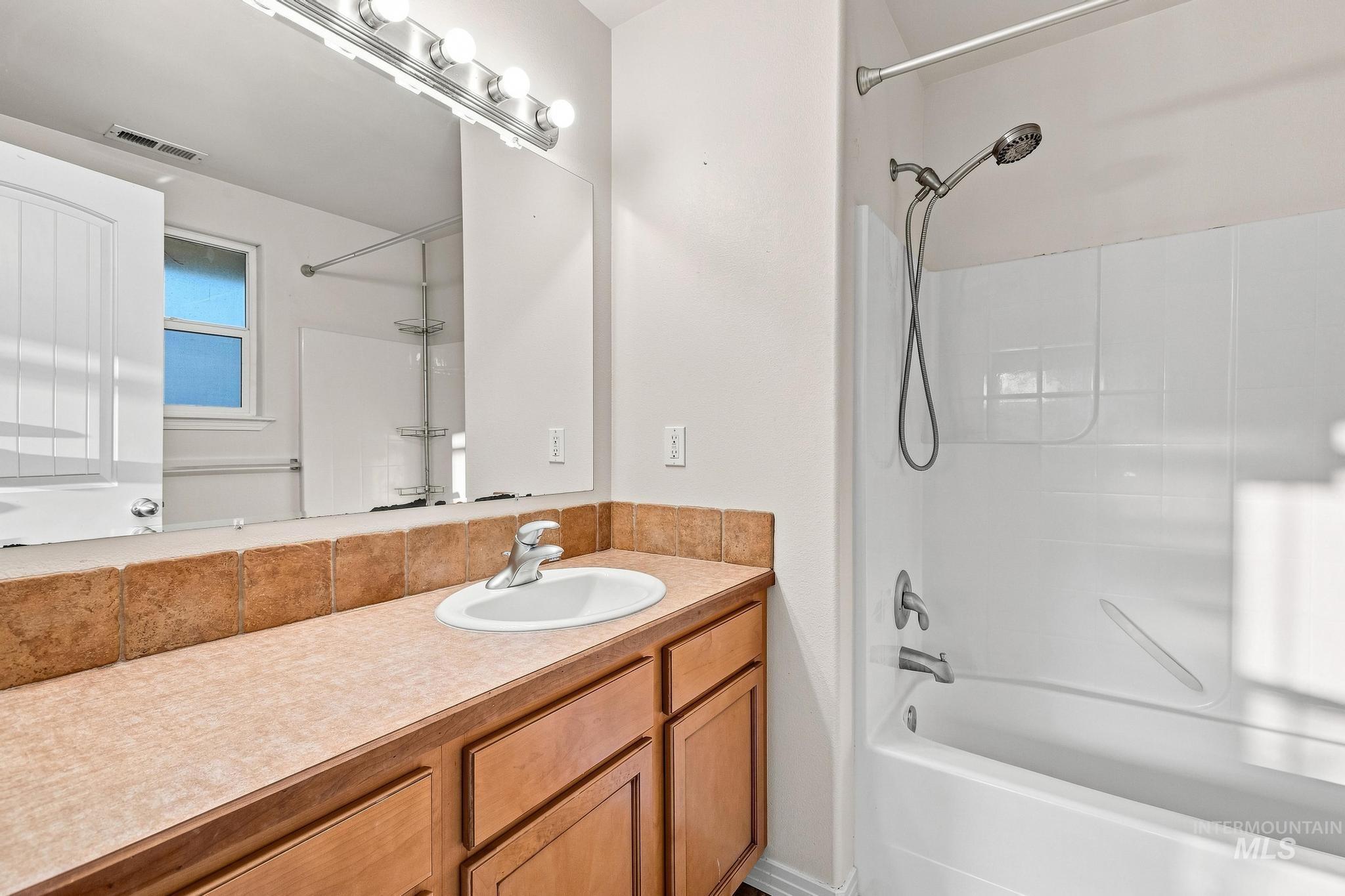 1274 S Colorado Ave., Boise, Idaho 83706, 3 Bedrooms, 2.5 Bathrooms, Residential For Sale, Price $574,900, 98996402