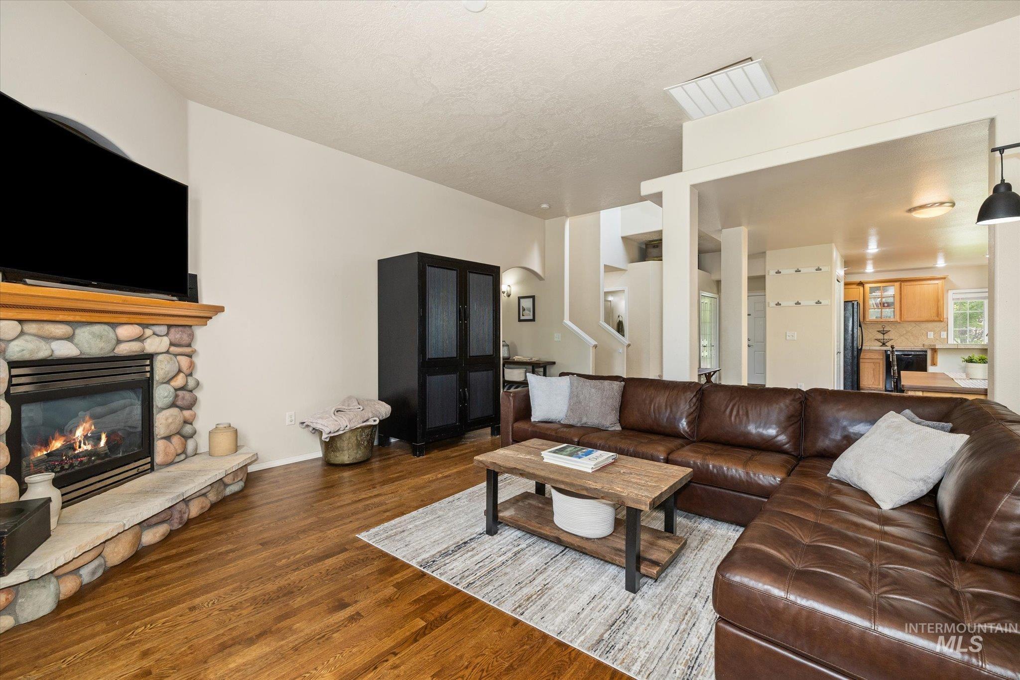 4424 E Arborvitae Dr, Boise, Idaho 83716, 3 Bedrooms, 2.5 Bathrooms, Residential For Sale, Price $549,900, 98996403