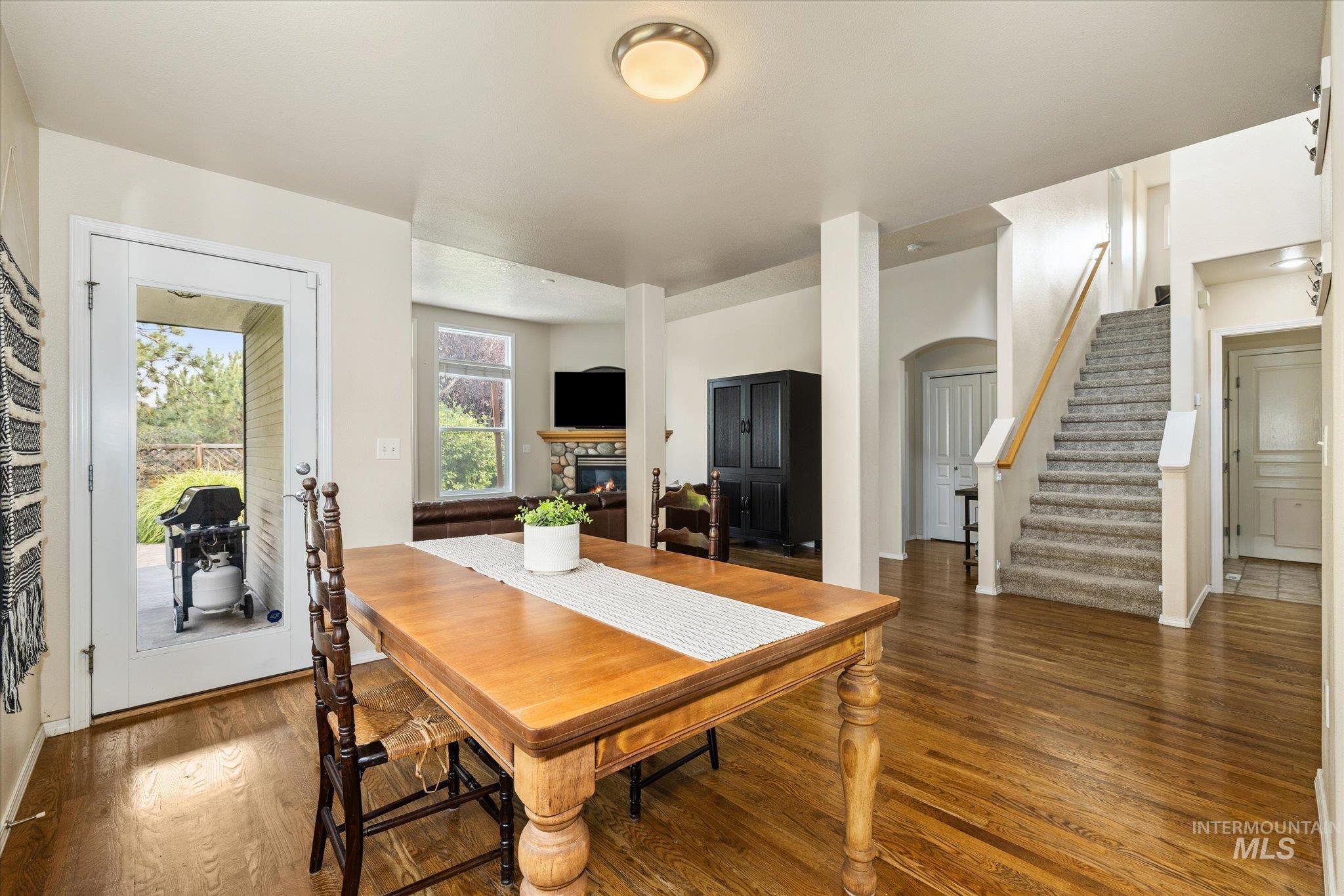4424 E Arborvitae Dr, Boise, Idaho 83716, 3 Bedrooms, 2.5 Bathrooms, Residential For Sale, Price $549,900, 98996403