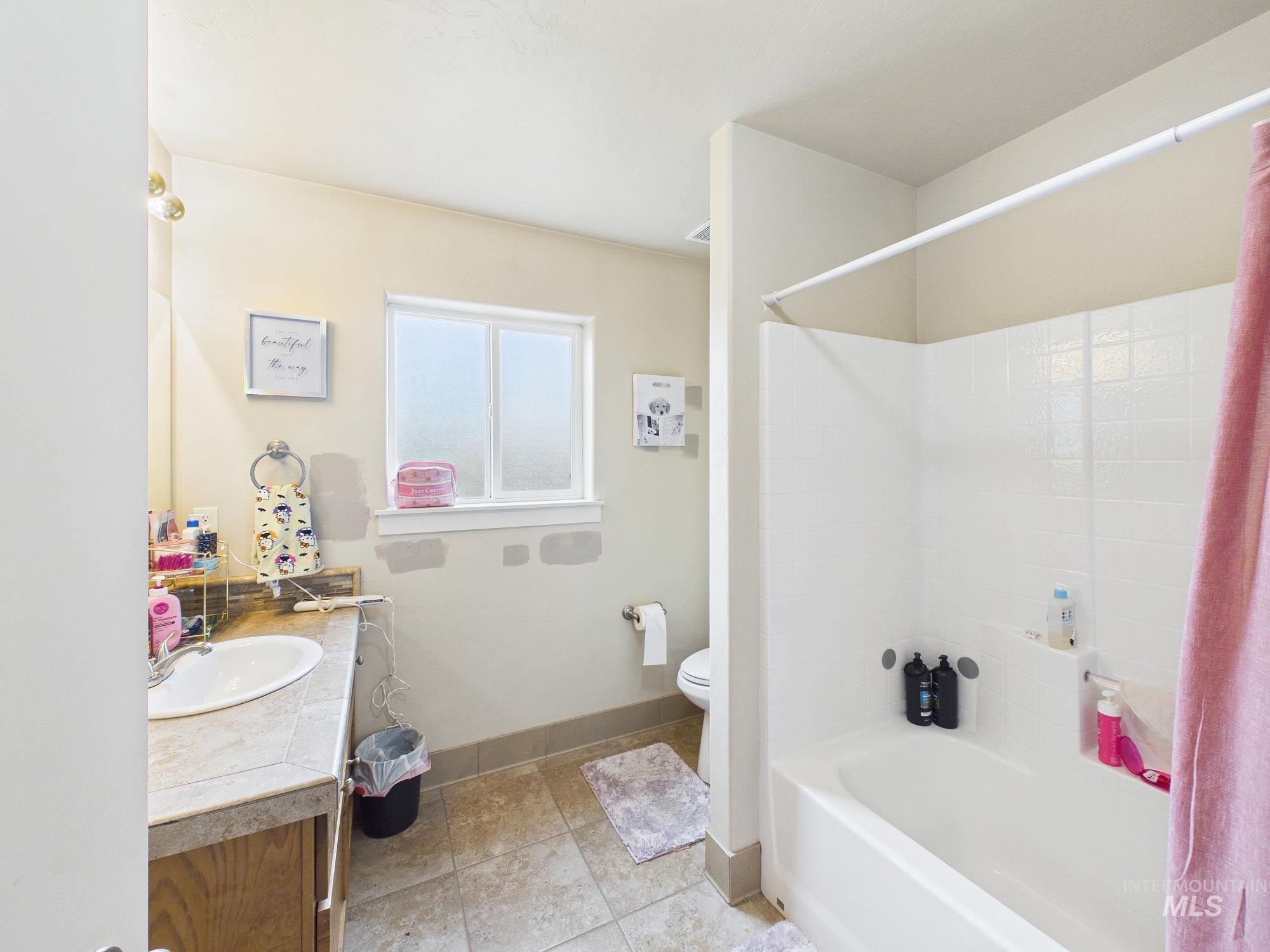 5619 W Gage, Boise, Idaho 83706, 3 Bedrooms, 2 Bathrooms, Residential Income For Sale, Price $825,000,MLS 98996405