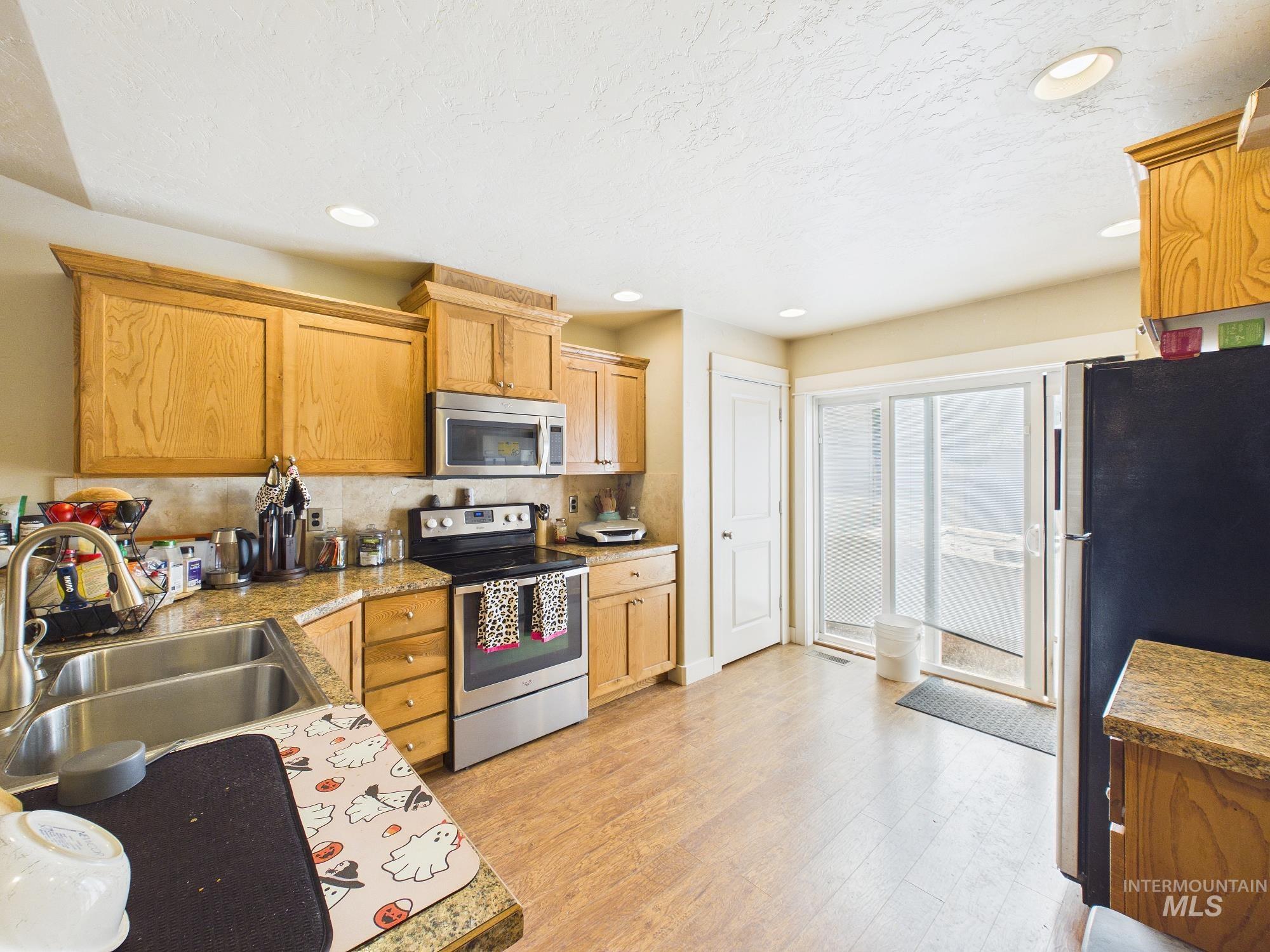 5619 W Gage, Boise, Idaho 83706, 3 Bedrooms, 2 Bathrooms, Residential Income For Sale, Price $825,000,MLS 98996405