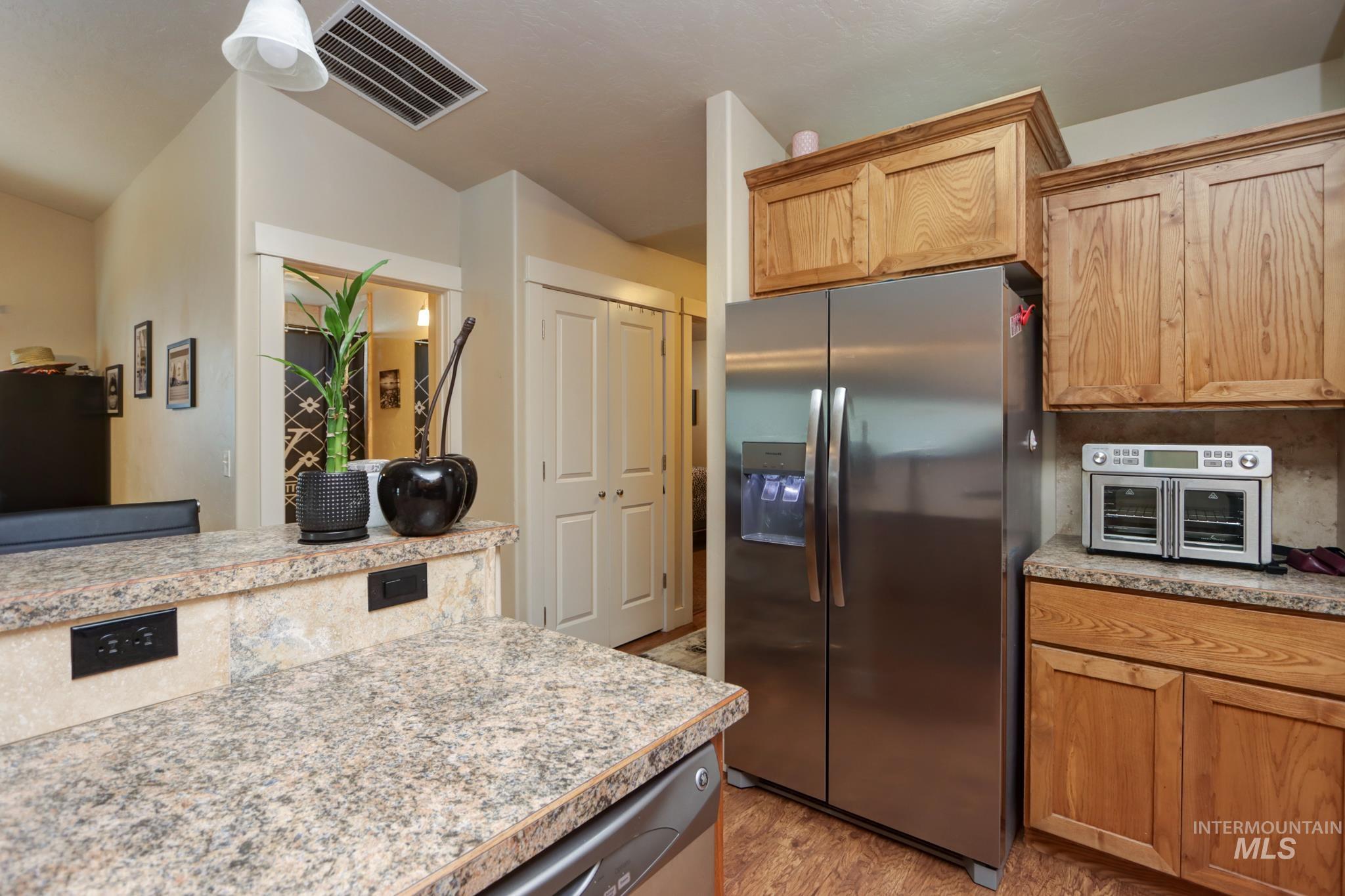 5619 W Gage, Boise, Idaho 83706, 3 Bedrooms, 2 Bathrooms, Residential Income For Sale, Price $825,000,MLS 98996405