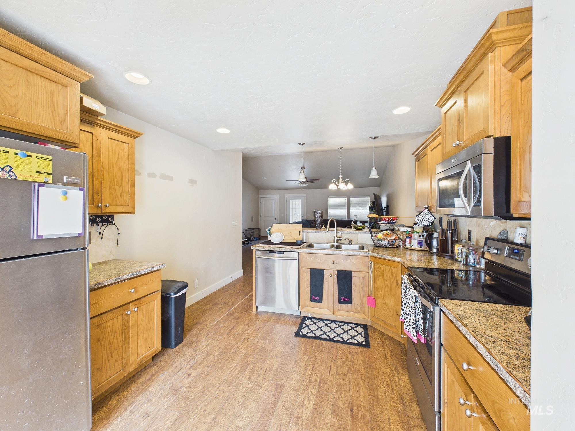 5619 W Gage, Boise, Idaho 83706, 3 Bedrooms, 2 Bathrooms, Residential Income For Sale, Price $825,000,MLS 98996405