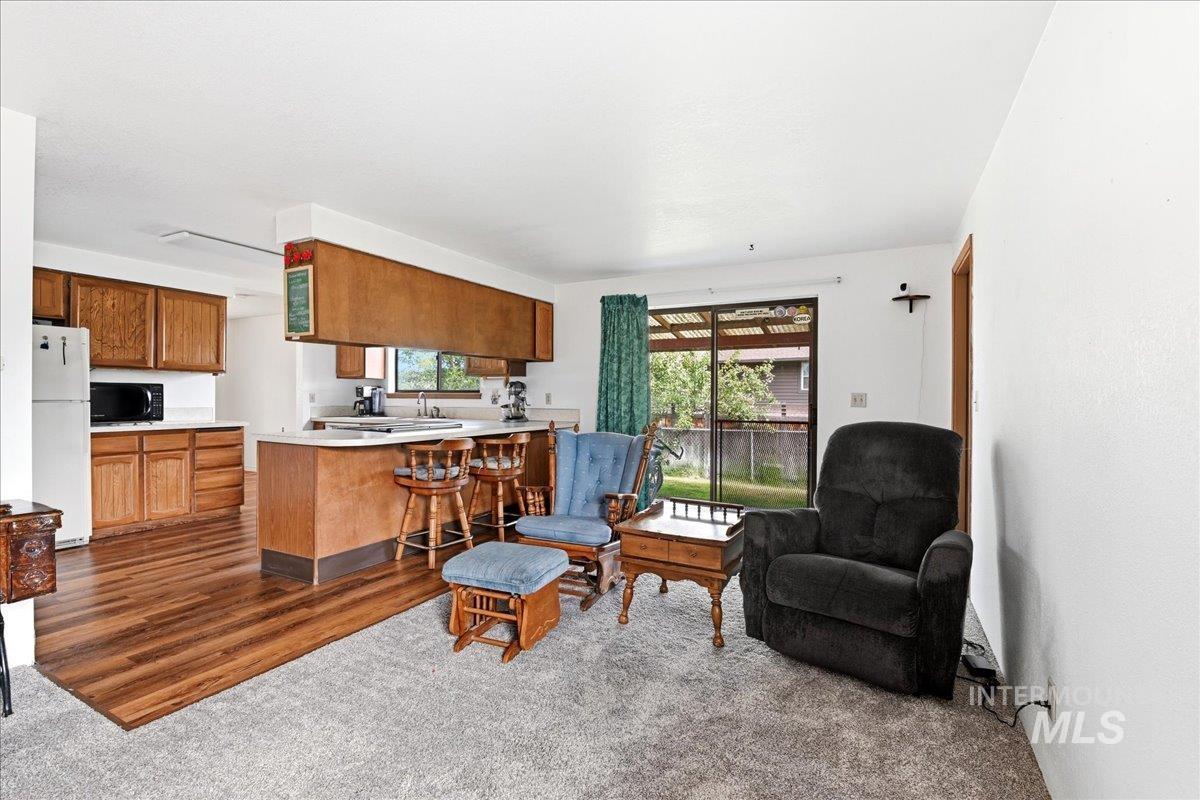 5085 S Council Bluff Way, Boise, Idaho 83716, 3 Bedrooms, 2 Bathrooms, Residential For Sale, Price $460,000, 98996406