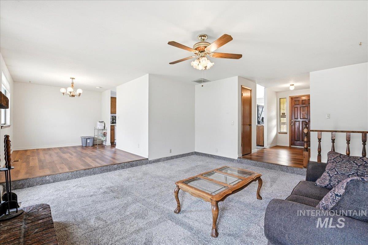 5085 S Council Bluff Way, Boise, Idaho 83716, 3 Bedrooms, 2 Bathrooms, Residential For Sale, Price $460,000, 98996406