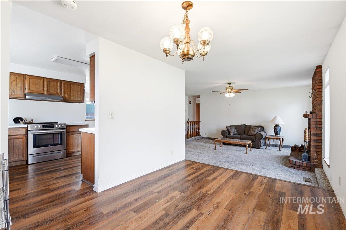 5085 S Council Bluff Way, Boise, Idaho 83716, 3 Bedrooms, 2 Bathrooms, Residential For Sale, Price $460,000, 98996406