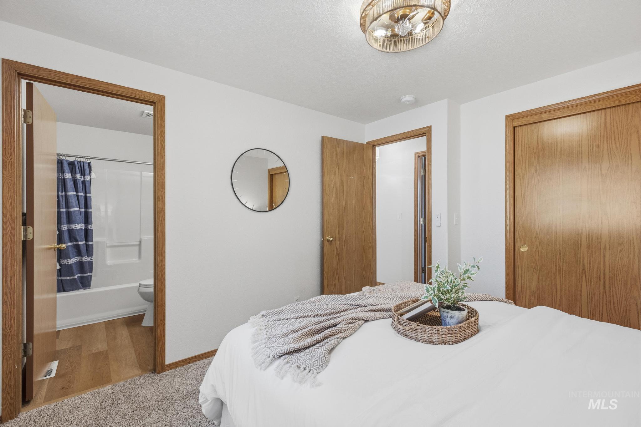 586 N Tidwell Way, Meridian, Idaho 83642, 3 Bedrooms, 2 Bathrooms, Residential For Sale, Price $399,900, 98996407
