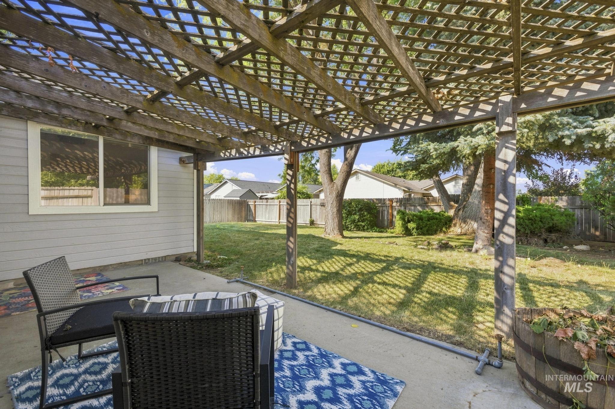 586 N Tidwell Way, Meridian, Idaho 83642, 3 Bedrooms, 2 Bathrooms, Residential For Sale, Price $399,900, 98996407