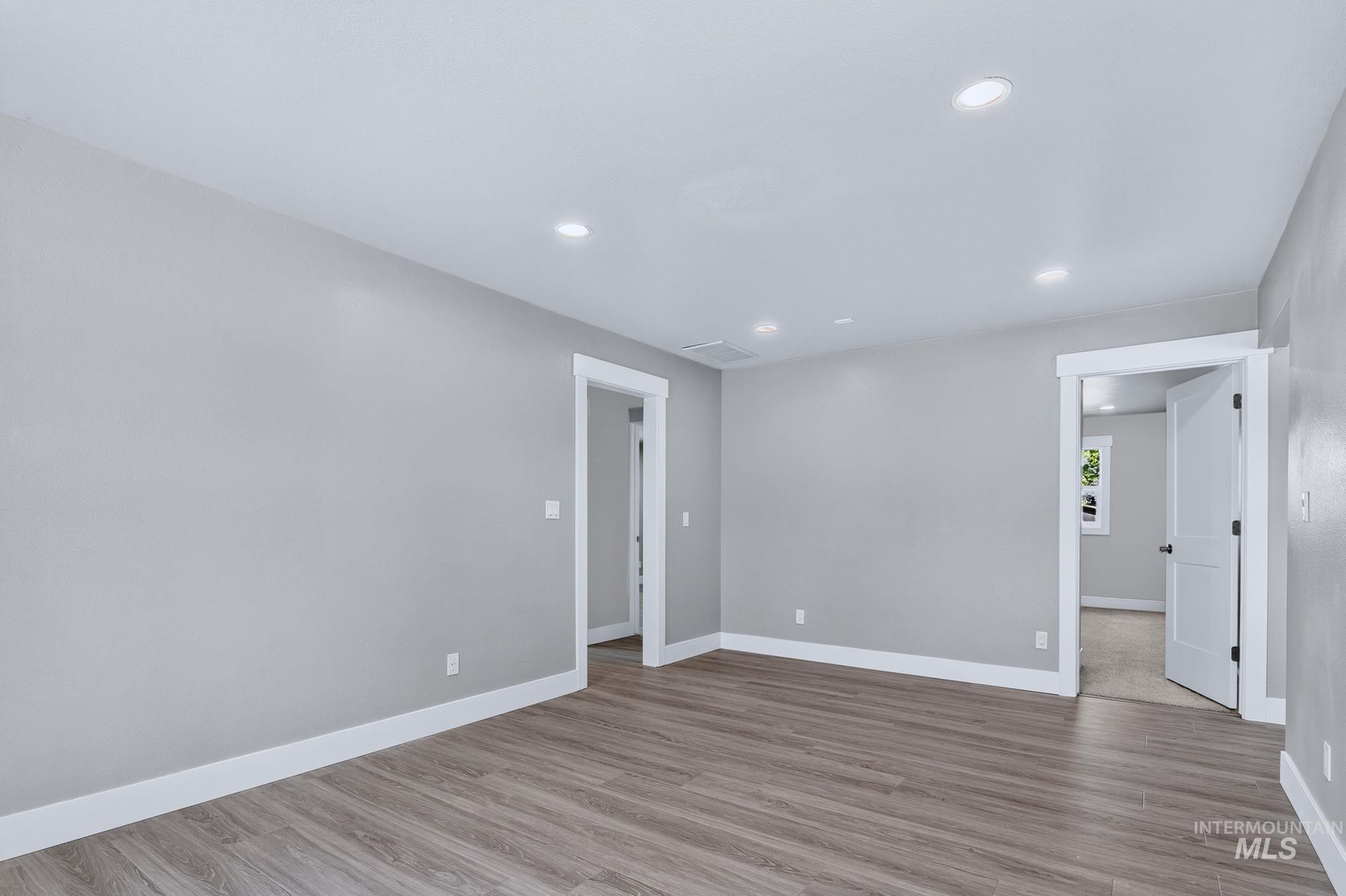 300 N Meridian, Meridian, Idaho 83642, 3 Bedrooms, 2 Bathrooms, Residential For Sale, Price $590,000,MLS 98996409