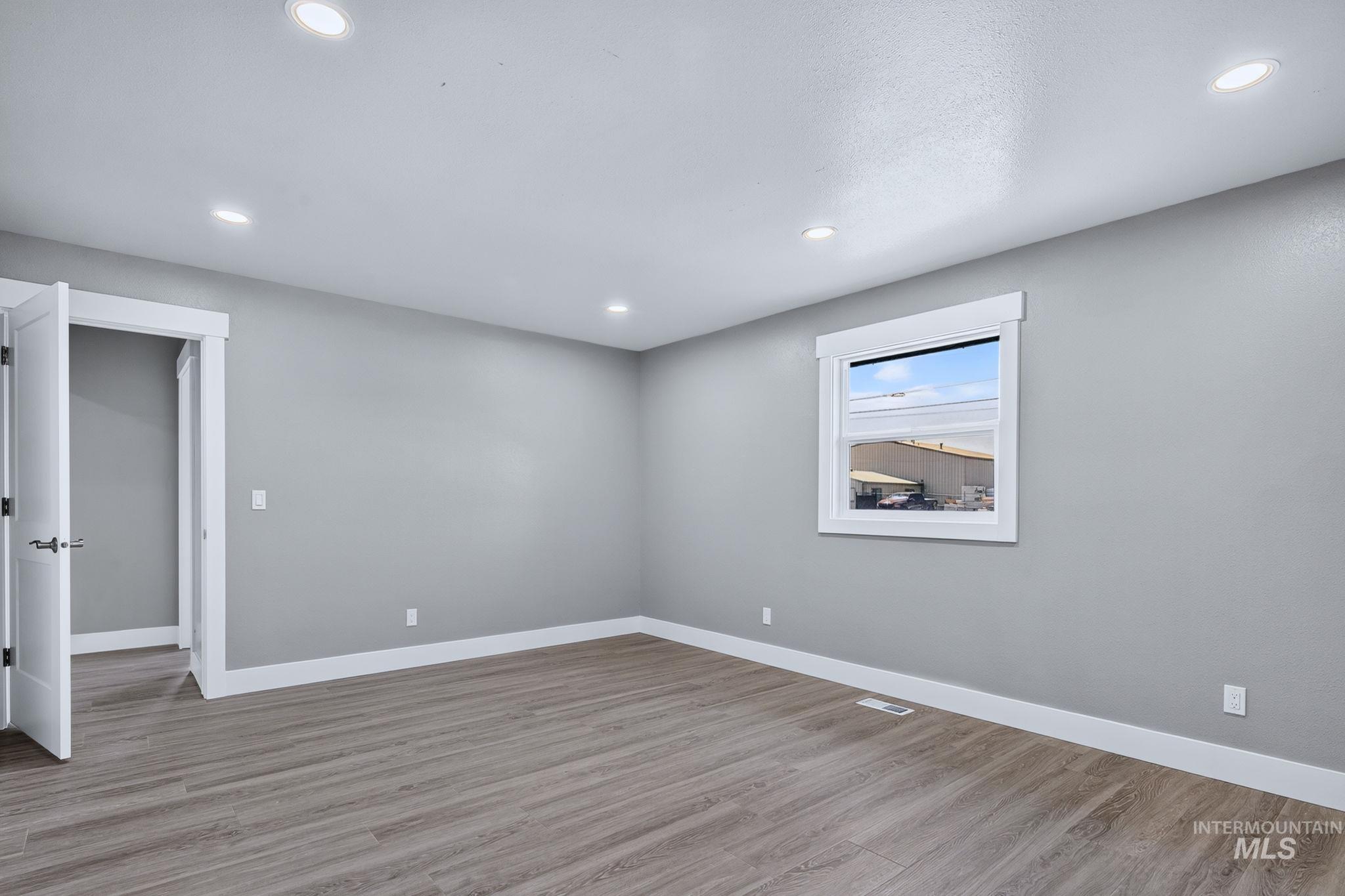 300 N Meridian, Meridian, Idaho 83642, 3 Bedrooms, 2 Bathrooms, Residential For Sale, Price $590,000,MLS 98996409