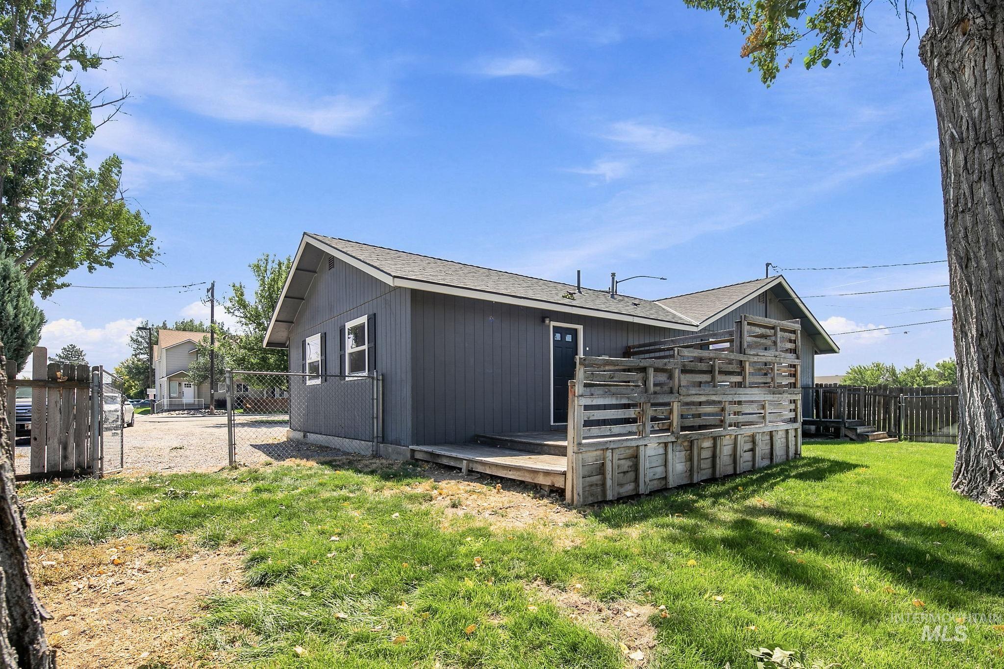 300 N Meridian, Meridian, Idaho 83642, 3 Bedrooms, 2 Bathrooms, Residential For Sale, Price $590,000,MLS 98996409