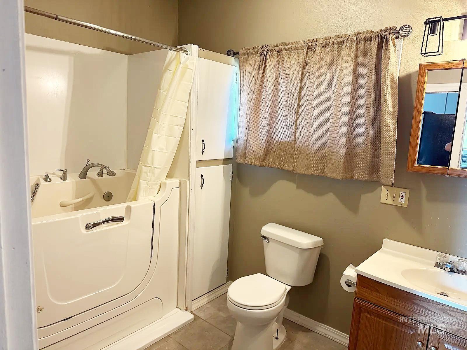 515 W College Ave, St. Maries, Idaho 83861, 3 Bedrooms, 1 Bathroom, Residential For Sale, Price $289,000, 98996410