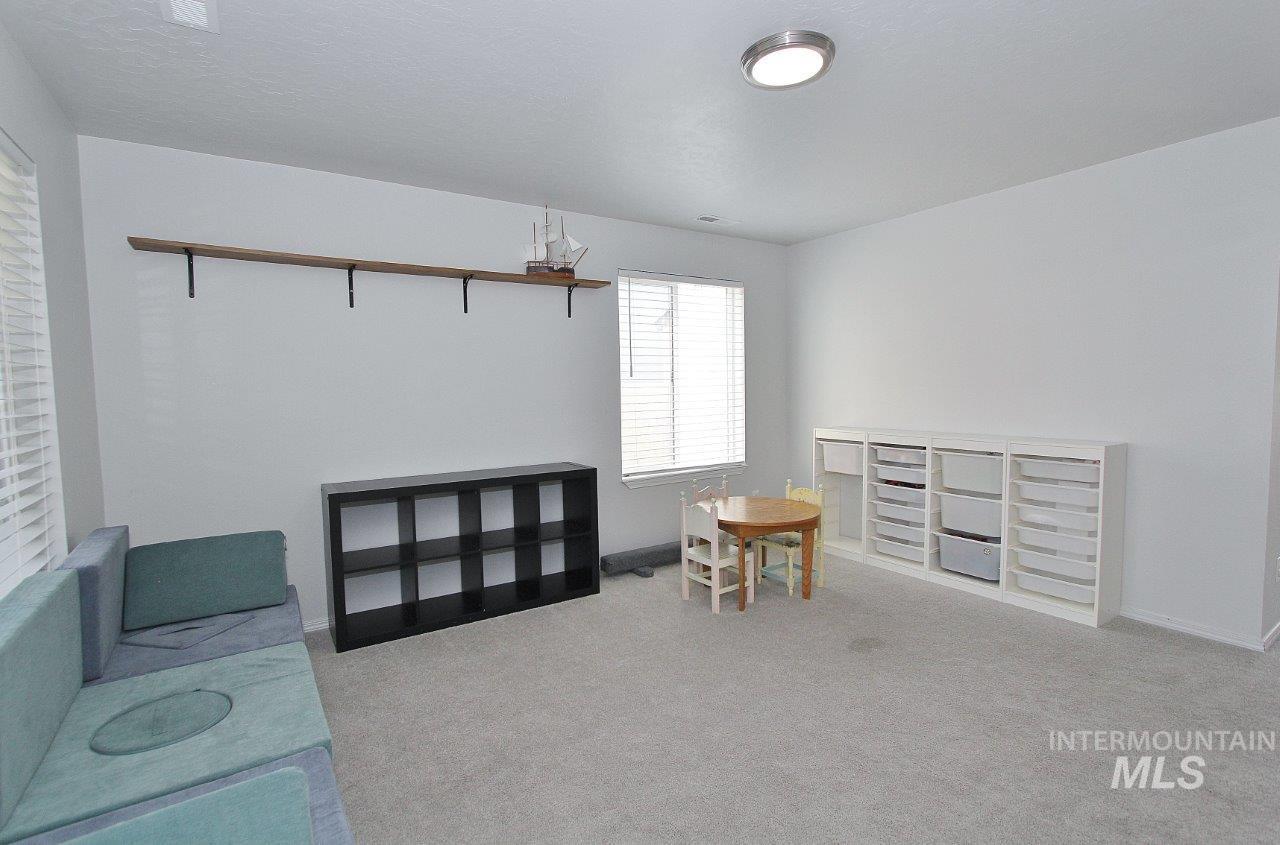 12673 Lignite Dr., Nampa, Idaho 83651, 4 Bedrooms, 2.5 Bathrooms, Residential For Sale, Price $439,900,MLS 98996411