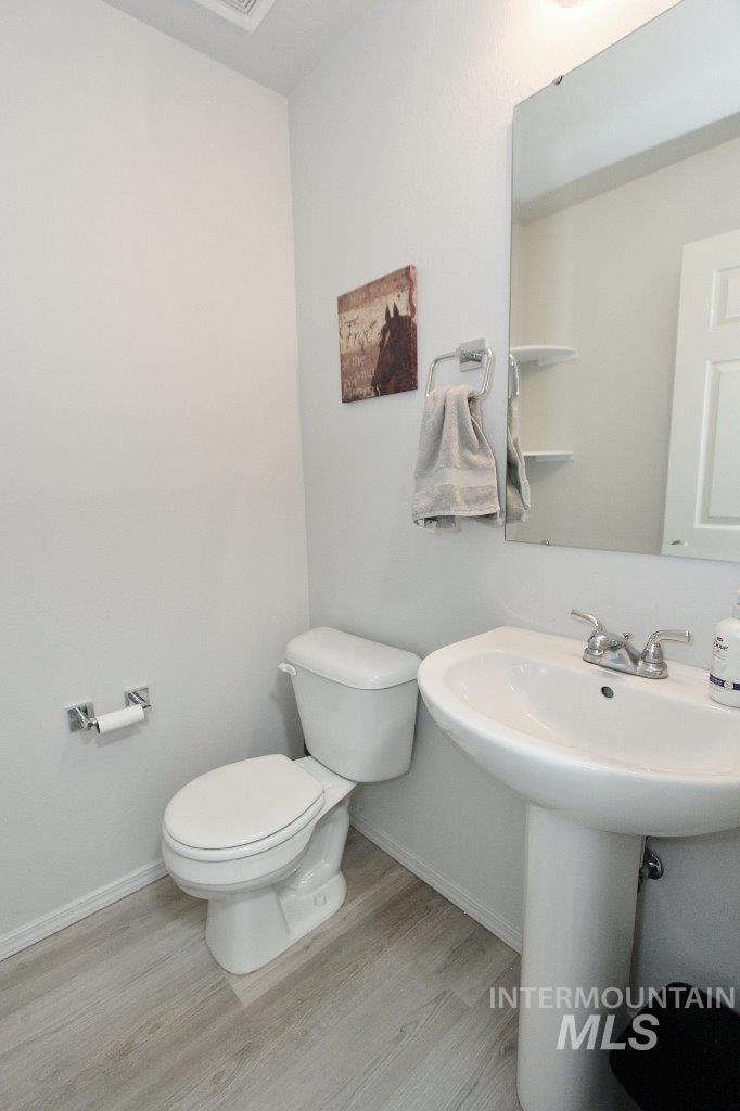 12673 Lignite Dr., Nampa, Idaho 83651, 4 Bedrooms, 2.5 Bathrooms, Residential For Sale, Price $439,900,MLS 98996411