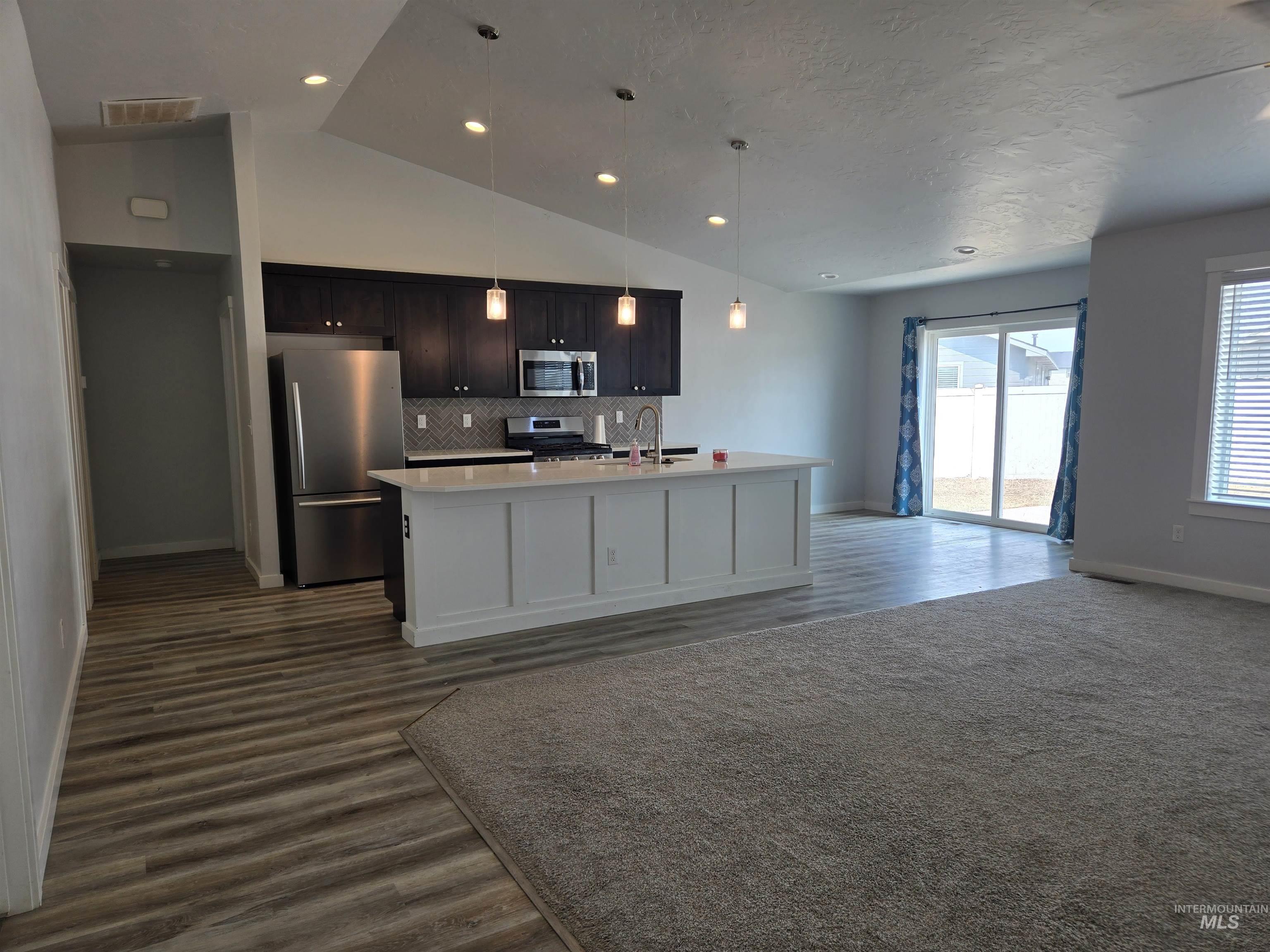1205 NW 20th Ct, Fruitland, Idaho 83619, 4 Bedrooms, 2 Bathrooms, Residential For Sale, Price $398,000,MLS 98996412