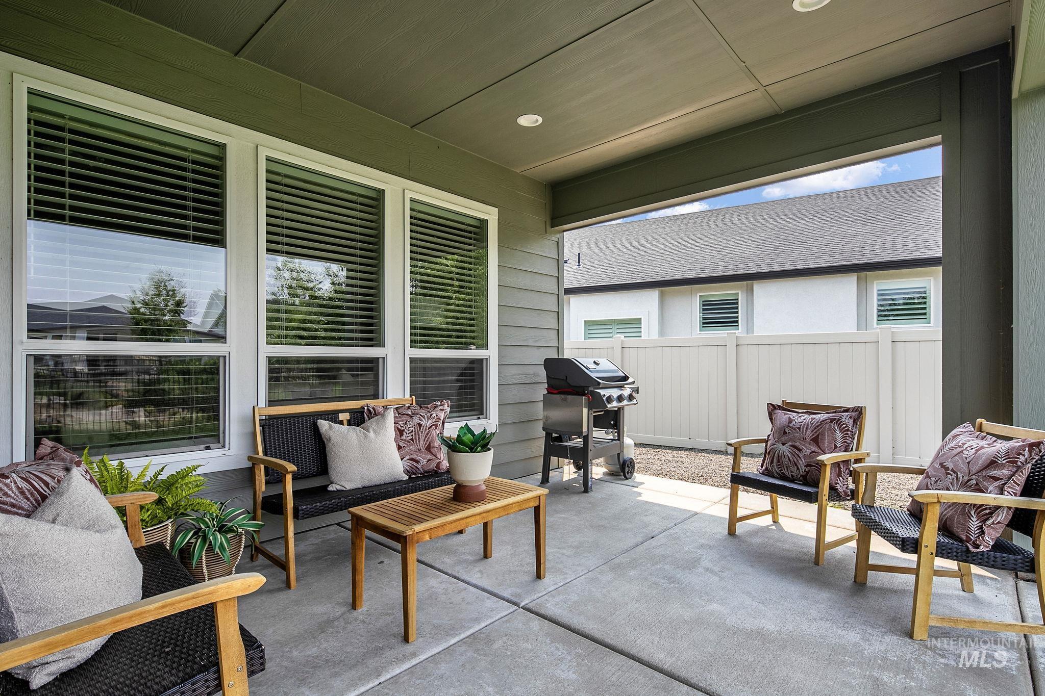 11462 W Heliopsis Dr, Star, Idaho 83669, 4 Bedrooms, 3 Bathrooms, Residential For Sale, Price $718,000,MLS 98996414