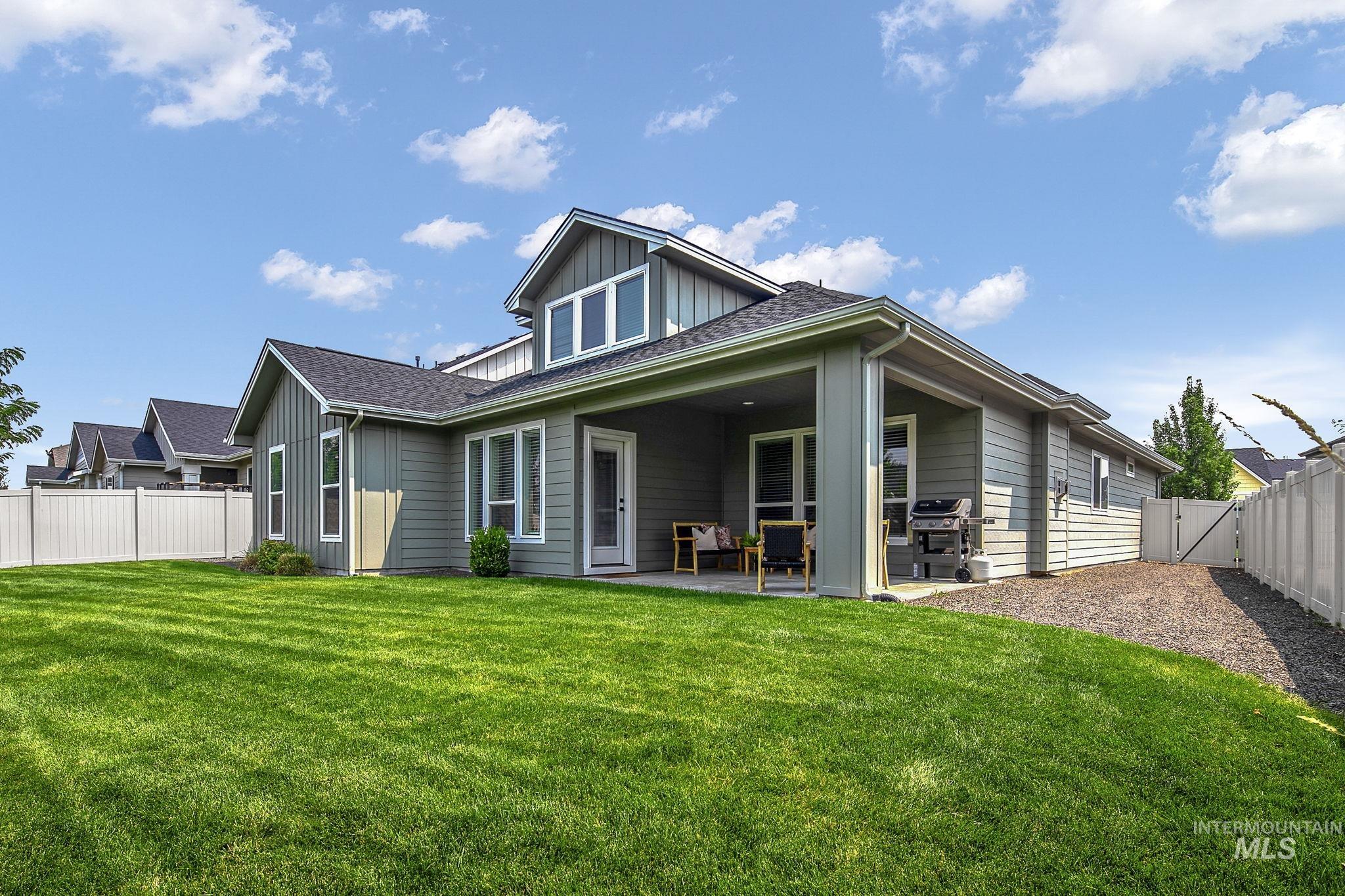 11462 W Heliopsis Dr, Star, Idaho 83669, 4 Bedrooms, 3 Bathrooms, Residential For Sale, Price $718,000,MLS 98996414