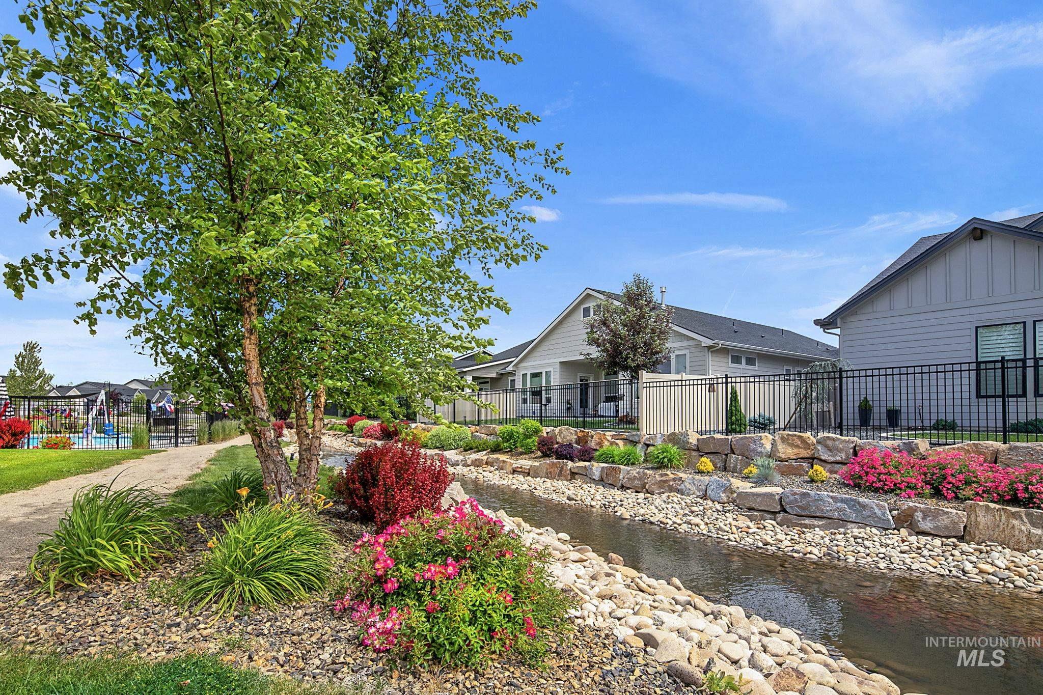 11462 W Heliopsis Dr, Star, Idaho 83669, 4 Bedrooms, 3 Bathrooms, Residential For Sale, Price $718,000,MLS 98996414
